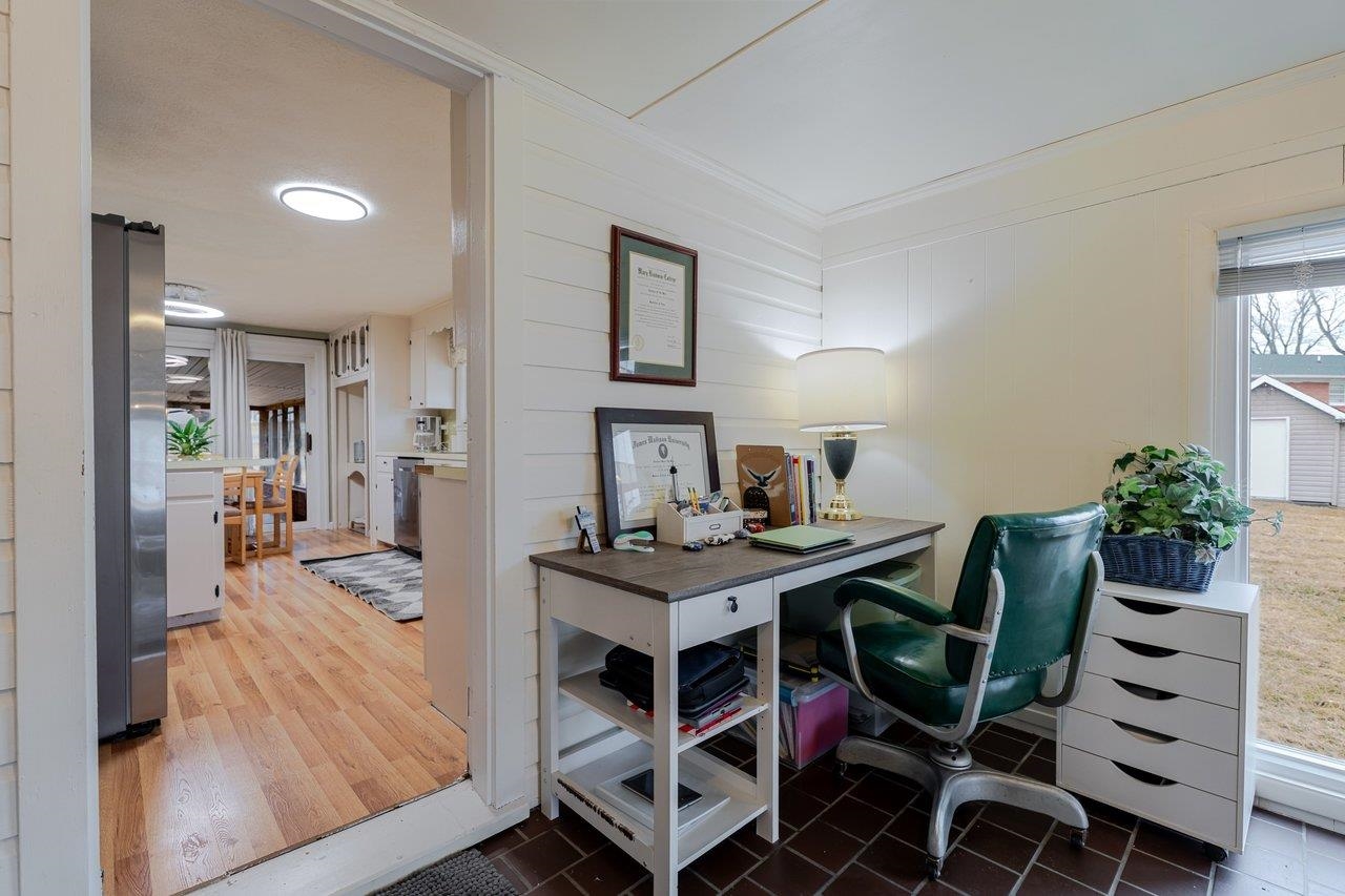 114 CLARKE AVE, ELKTON, Virginia 22827, 3 Bedrooms Bedrooms, ,2 BathroomsBathrooms,Residential,114 CLARKE AVE,674026 MLS # 674026