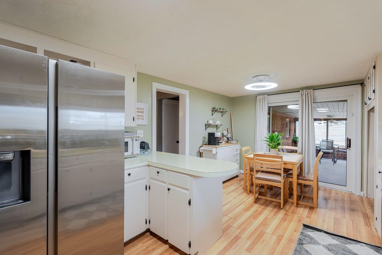 114 CLARKE AVE, ELKTON, Virginia 22827, 3 Bedrooms Bedrooms, ,2 BathroomsBathrooms,Residential,114 CLARKE AVE,674026 MLS # 674026