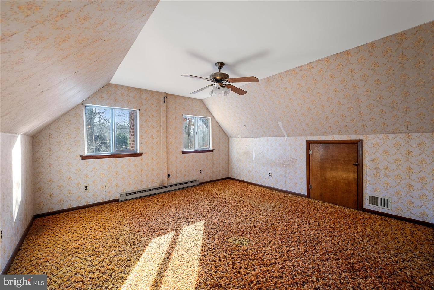 179 RIVER PARK LN, BLUEMONT, Virginia 20135, 5 Bedrooms Bedrooms, 11 Rooms Rooms,3 BathroomsBathrooms,Residential,For sale,179 RIVER PARK LN,VACL2003800 MLS # VACL2003800