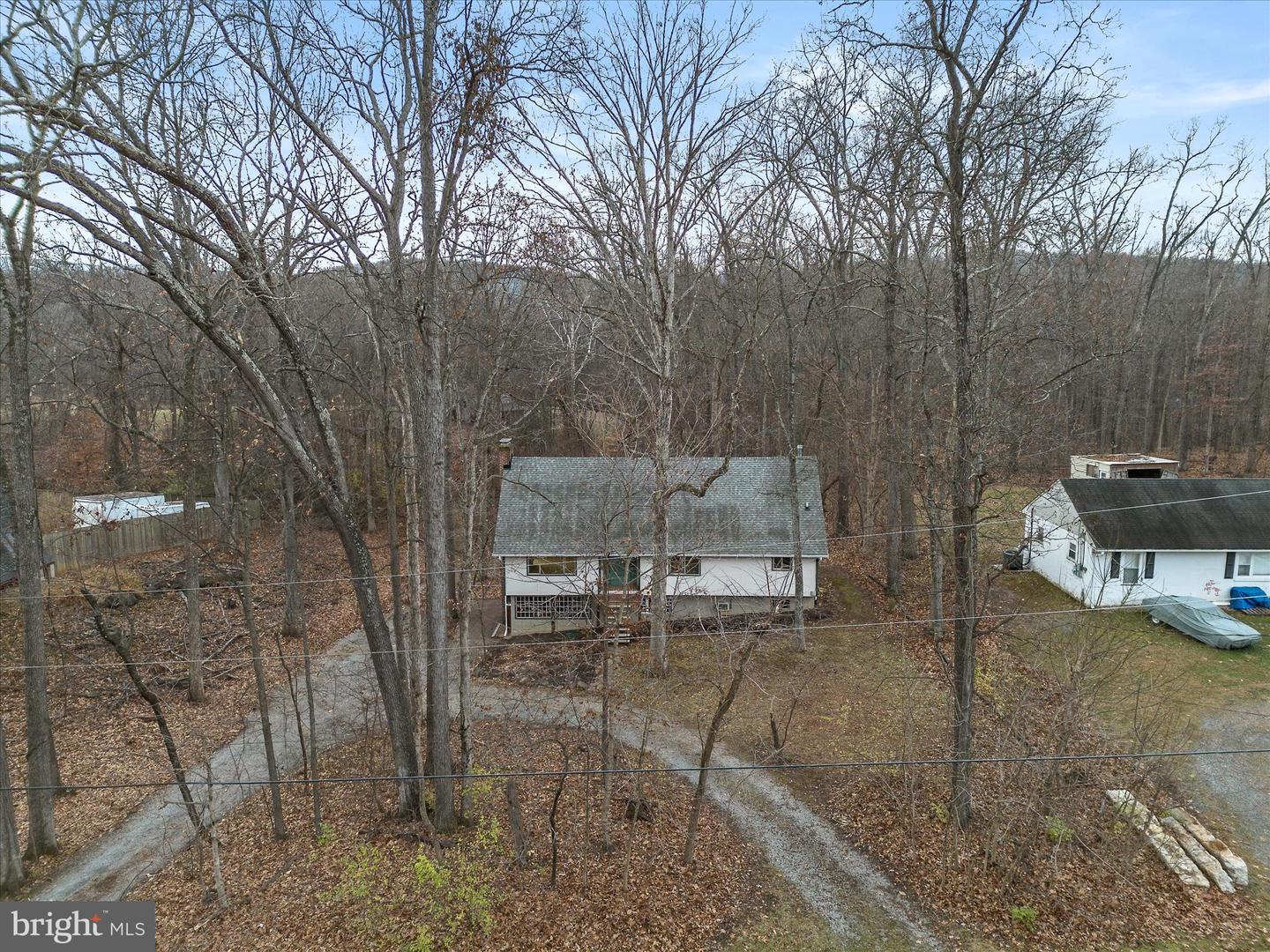 179 RIVER PARK LN, BLUEMONT, Virginia 20135, 5 Bedrooms Bedrooms, 11 Rooms Rooms,3 BathroomsBathrooms,Residential,For sale,179 RIVER PARK LN,VACL2003800 MLS # VACL2003800