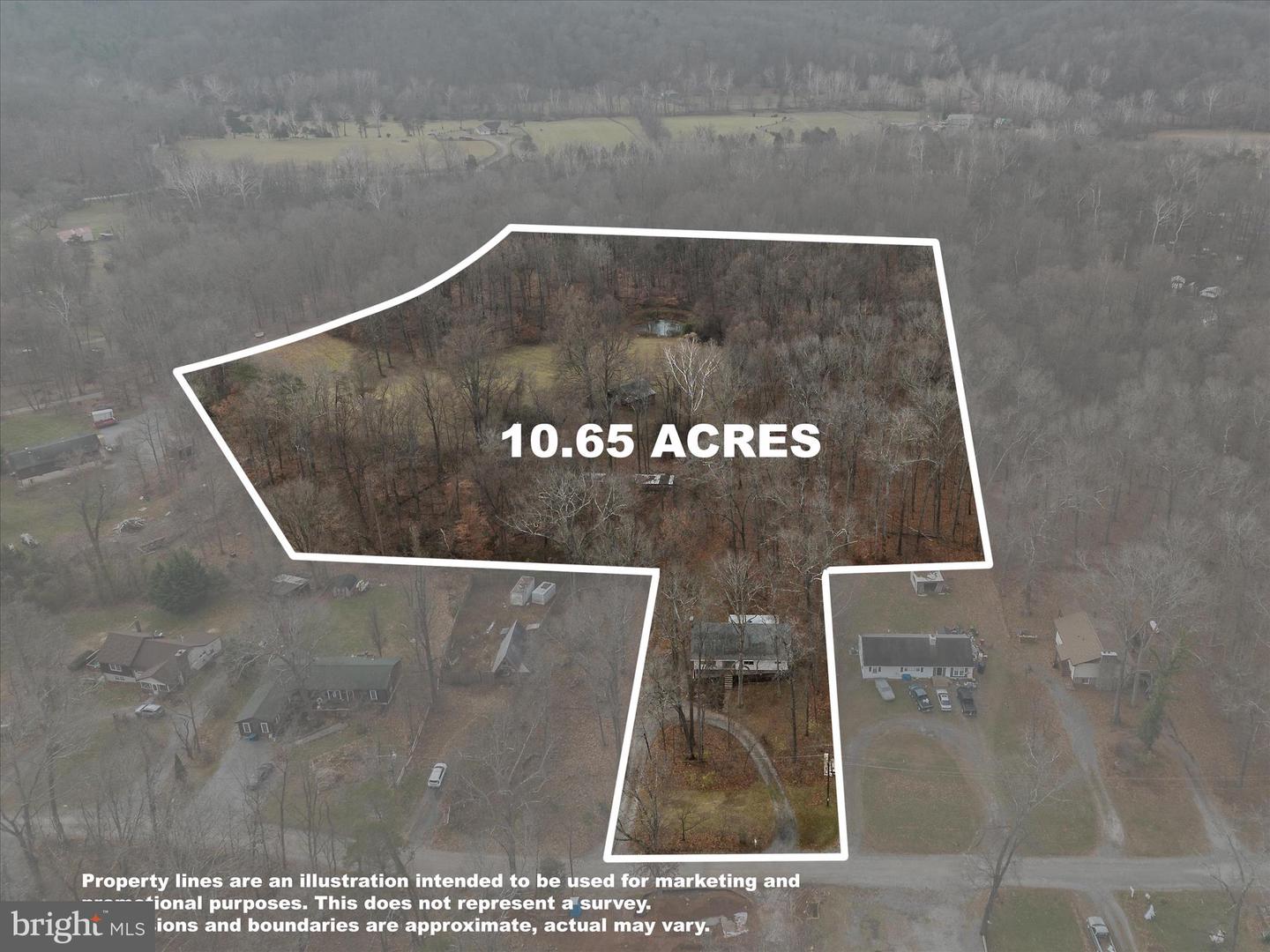 179 RIVER PARK LN, BLUEMONT, Virginia 20135, 5 Bedrooms Bedrooms, 11 Rooms Rooms,3 BathroomsBathrooms,Residential,For sale,179 RIVER PARK LN,VACL2003800 MLS # VACL2003800