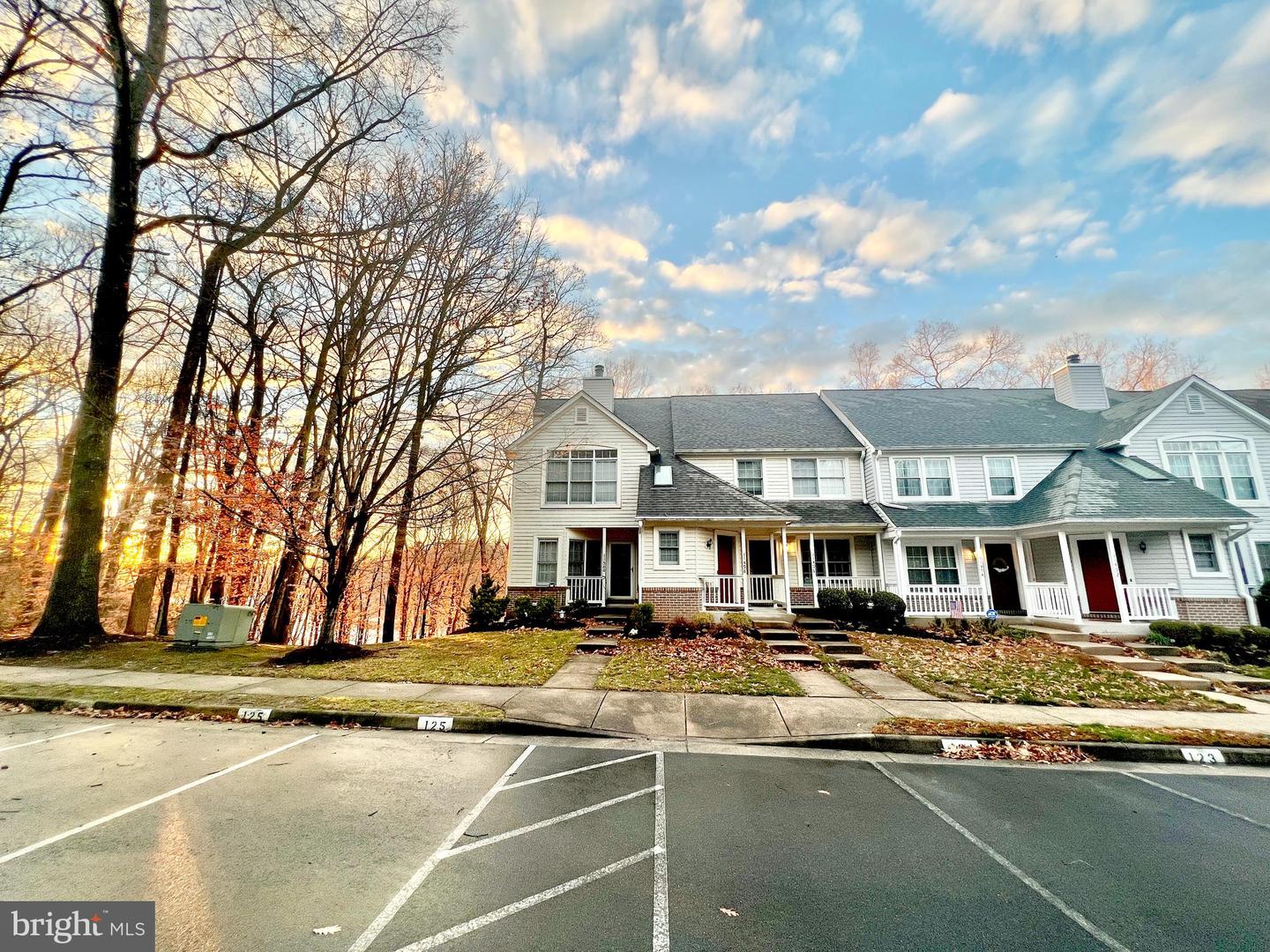 11498 CORINTHIA CT #80, WOODBRIDGE, Virginia 22192, 3 Bedrooms Bedrooms, ,2 BathroomsBathrooms,Residential,For sale,11498 CORINTHIA CT #80,VAPW2108864 MLS # VAPW2108864