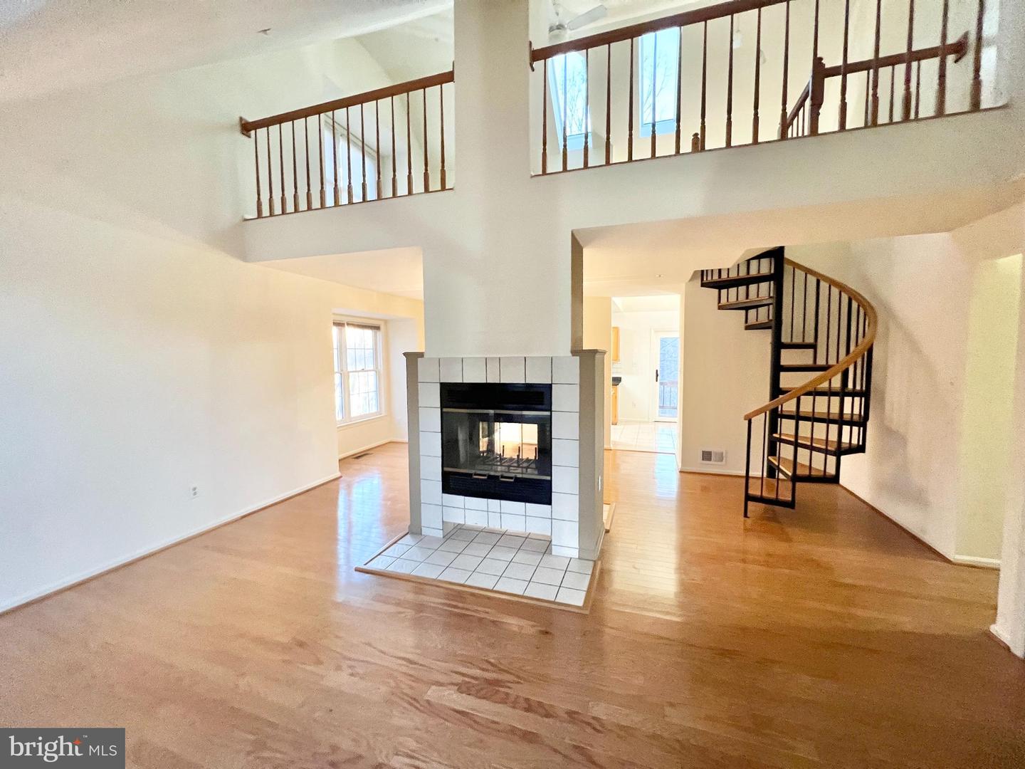 11498 CORINTHIA CT #80, WOODBRIDGE, Virginia 22192, 3 Bedrooms Bedrooms, ,2 BathroomsBathrooms,Residential,For sale,11498 CORINTHIA CT #80,VAPW2108864 MLS # VAPW2108864