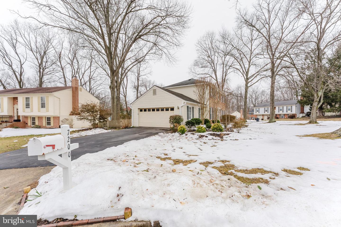 7200 DUCK CT, SPRINGFIELD, Virginia 22152, 4 Bedrooms Bedrooms, ,2 BathroomsBathrooms,Residential,For sale,7200 DUCK CT,VAFX2283348 MLS # VAFX2283348