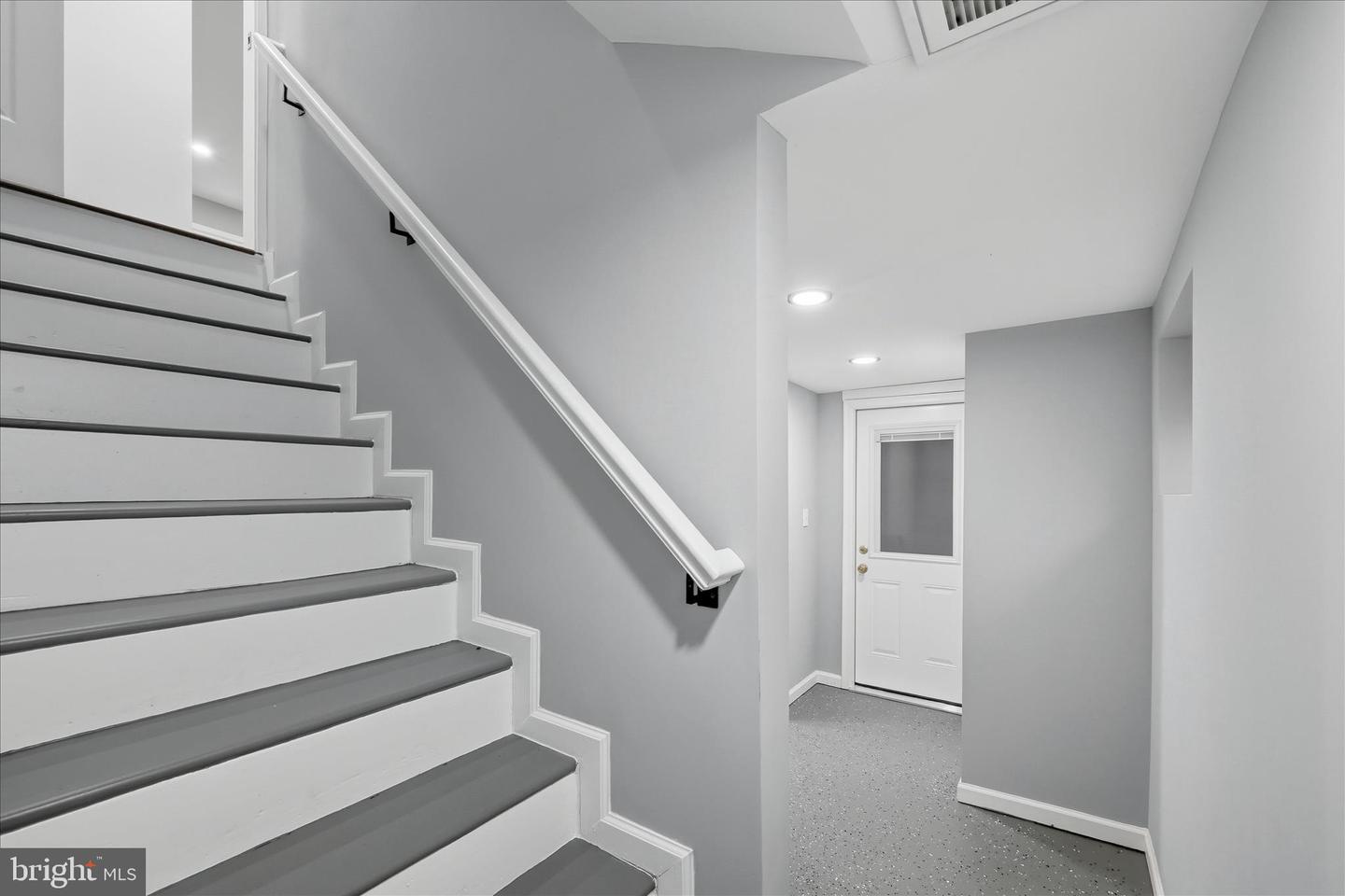 2639 LOGMILL RD, HAYMARKET, Virginia 20169, 4 Bedrooms Bedrooms, ,3 BathroomsBathrooms,Residential,For sale,2639 LOGMILL RD,VAPW2109992 MLS # VAPW2109992