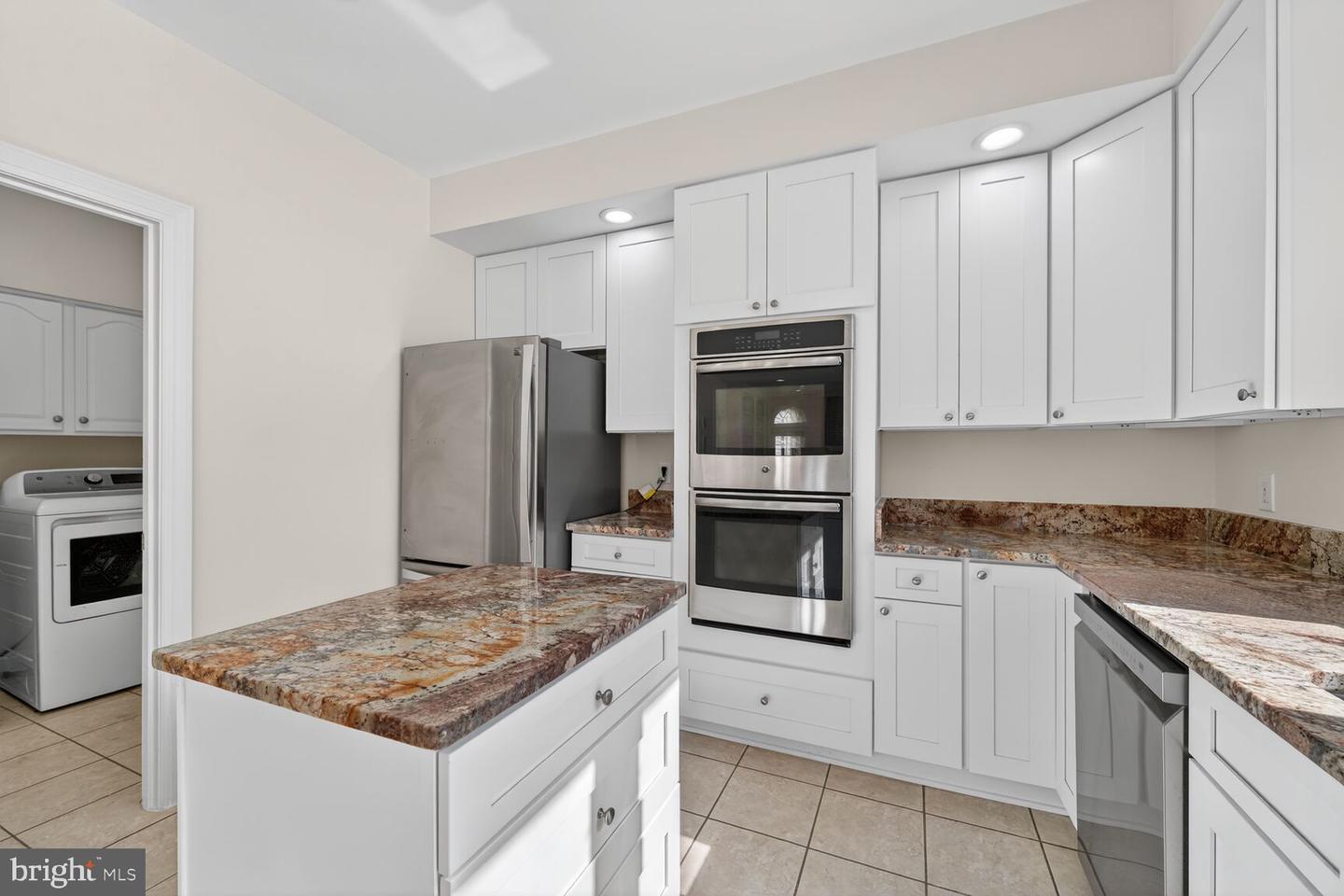 11192 LONGWOOD GROVE DR, RESTON, Virginia 20194, 4 Bedrooms Bedrooms, ,4 BathroomsBathrooms,Residential,For sale,11192 LONGWOOD GROVE DR,VAFX2286450 MLS # VAFX2286450