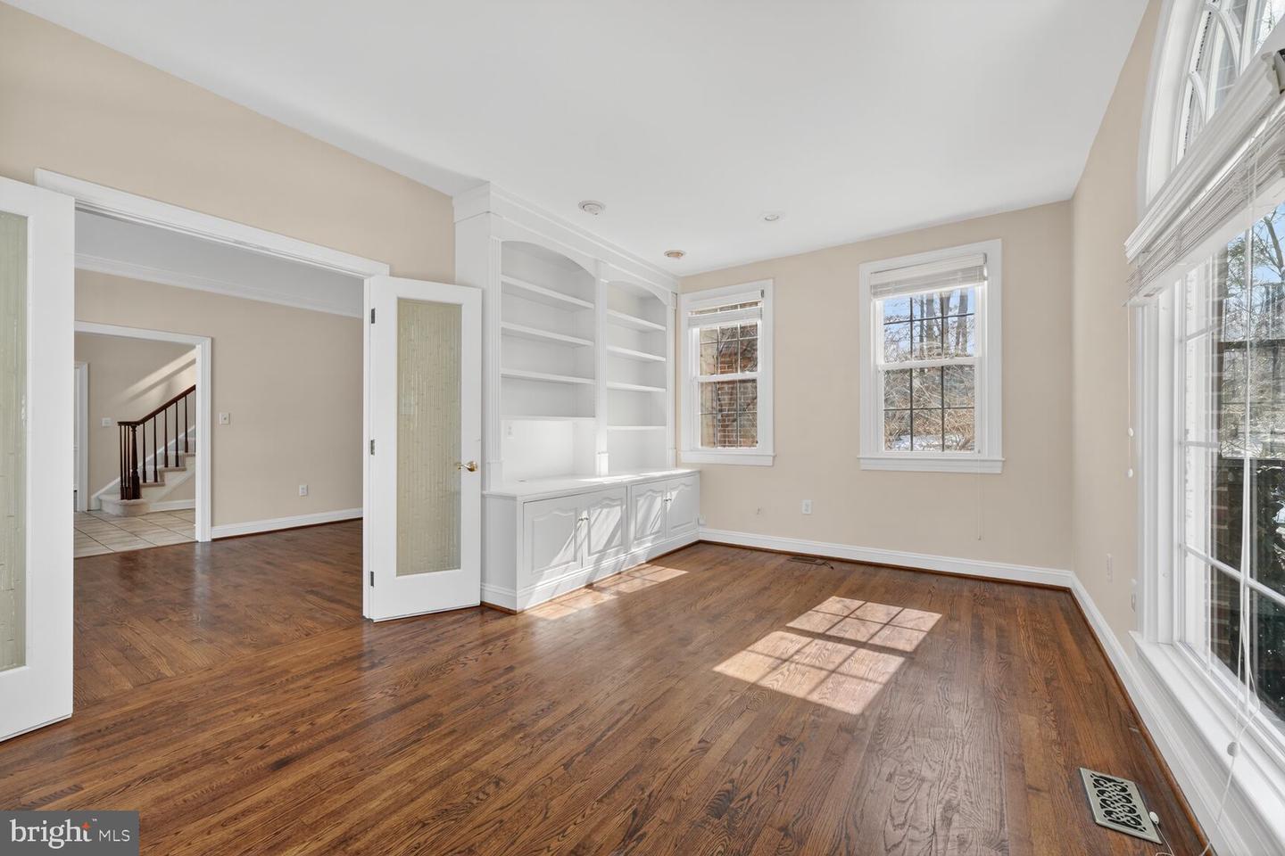 11192 LONGWOOD GROVE DR, RESTON, Virginia 20194, 4 Bedrooms Bedrooms, ,4 BathroomsBathrooms,Residential,For sale,11192 LONGWOOD GROVE DR,VAFX2286450 MLS # VAFX2286450