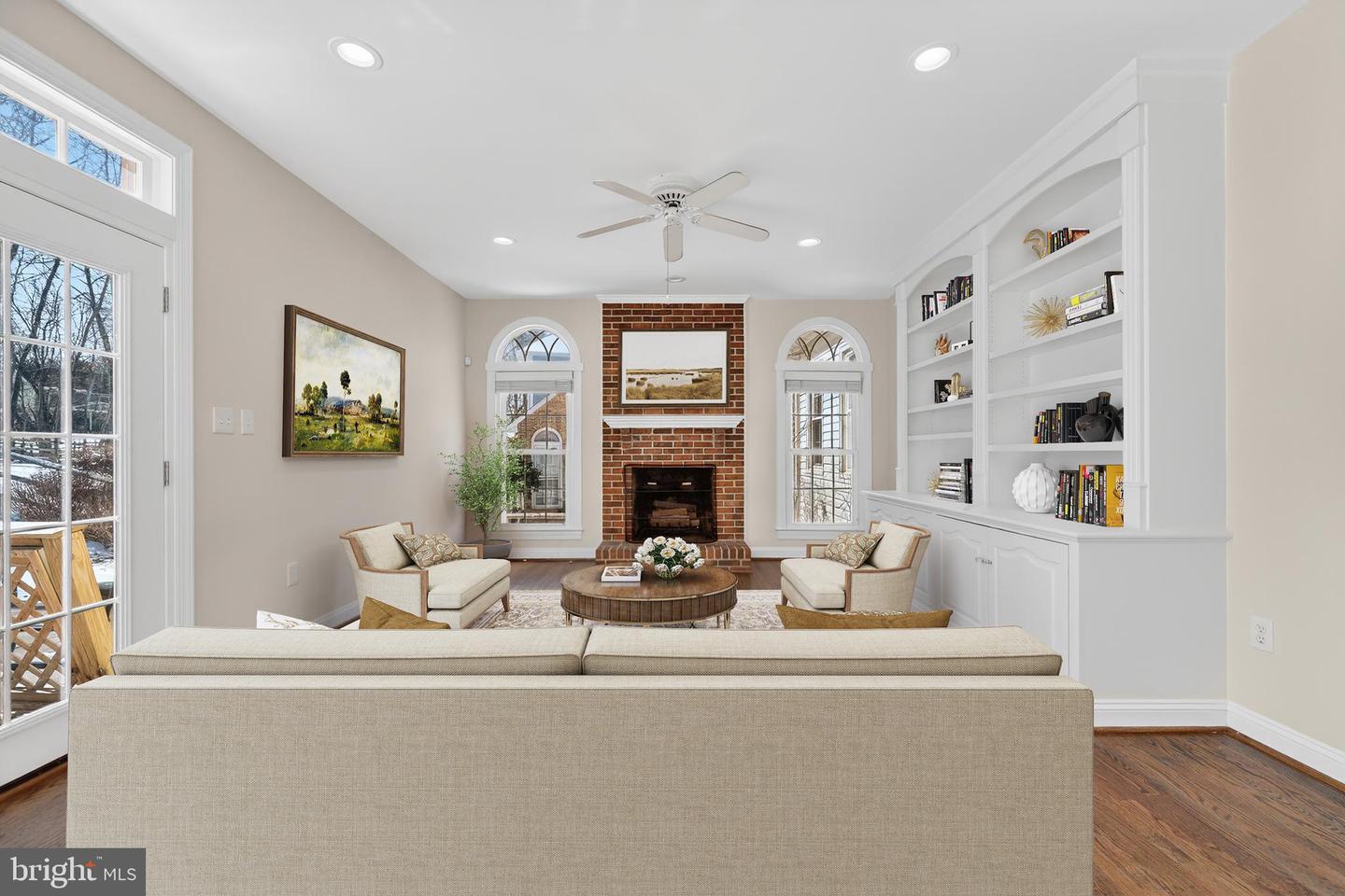 11192 LONGWOOD GROVE DR, RESTON, Virginia 20194, 4 Bedrooms Bedrooms, ,4 BathroomsBathrooms,Residential,For sale,11192 LONGWOOD GROVE DR,VAFX2286450 MLS # VAFX2286450