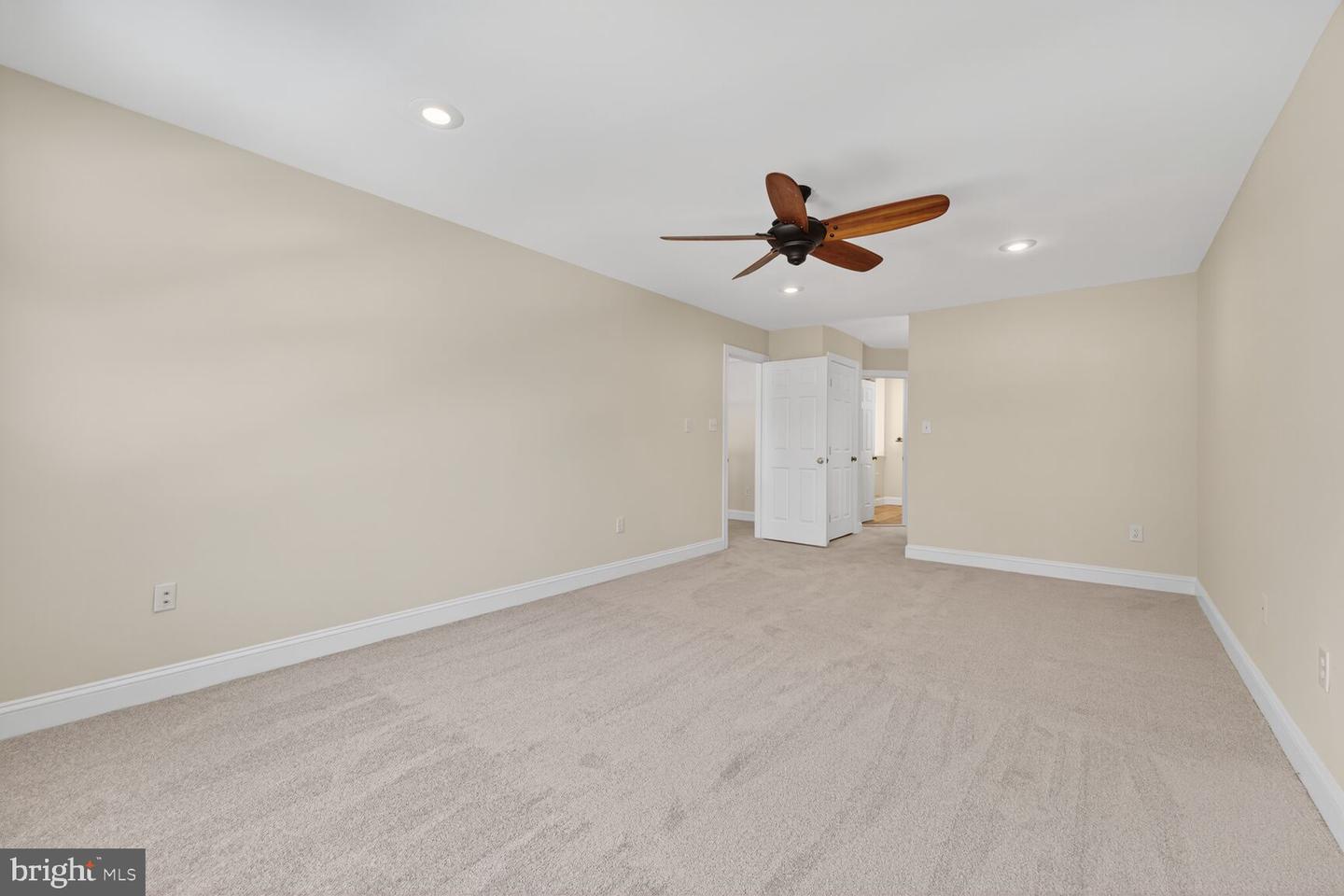 11192 LONGWOOD GROVE DR, RESTON, Virginia 20194, 4 Bedrooms Bedrooms, ,4 BathroomsBathrooms,Residential,For sale,11192 LONGWOOD GROVE DR,VAFX2286450 MLS # VAFX2286450