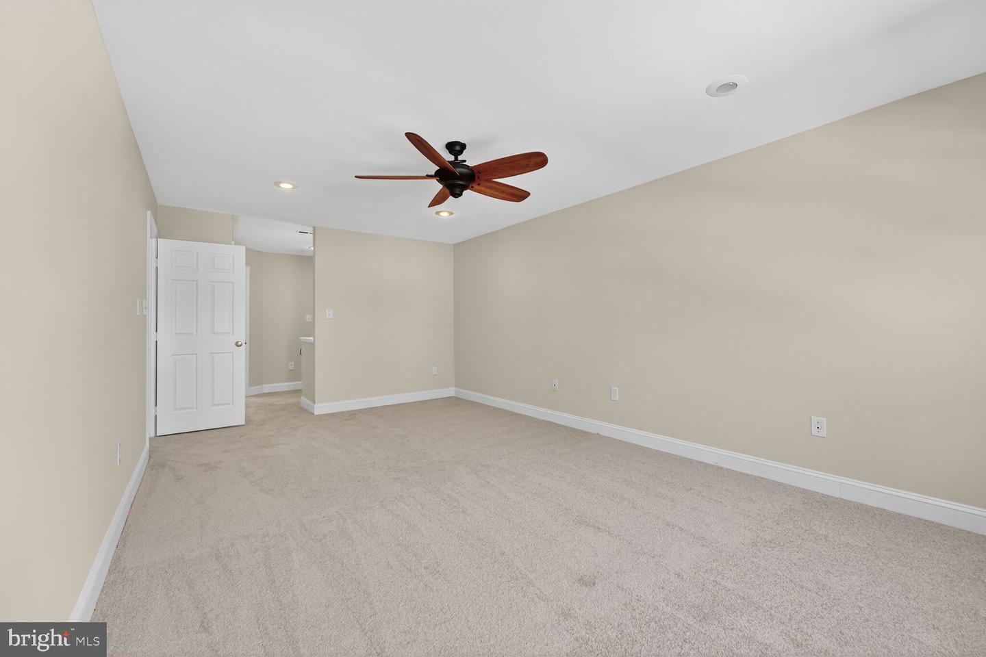 11192 LONGWOOD GROVE DR, RESTON, Virginia 20194, 4 Bedrooms Bedrooms, ,4 BathroomsBathrooms,Residential,For sale,11192 LONGWOOD GROVE DR,VAFX2286450 MLS # VAFX2286450