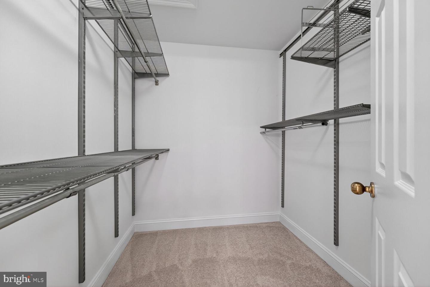 11192 LONGWOOD GROVE DR, RESTON, Virginia 20194, 4 Bedrooms Bedrooms, ,4 BathroomsBathrooms,Residential,For sale,11192 LONGWOOD GROVE DR,VAFX2286450 MLS # VAFX2286450