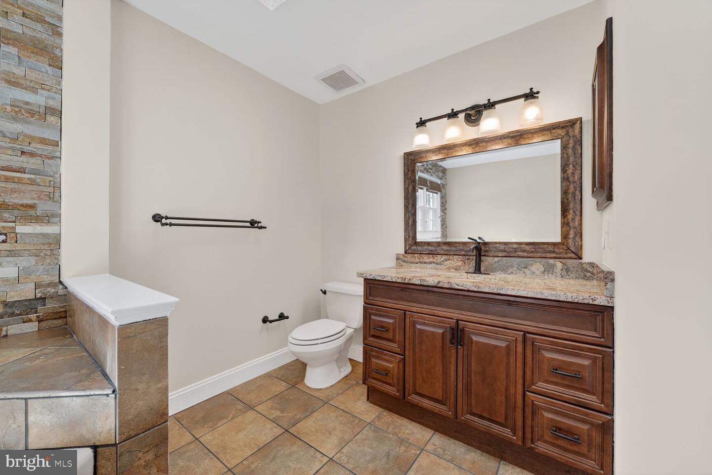 11192 LONGWOOD GROVE DR, RESTON, Virginia 20194, 4 Bedrooms Bedrooms, ,4 BathroomsBathrooms,Residential,For sale,11192 LONGWOOD GROVE DR,VAFX2286450 MLS # VAFX2286450