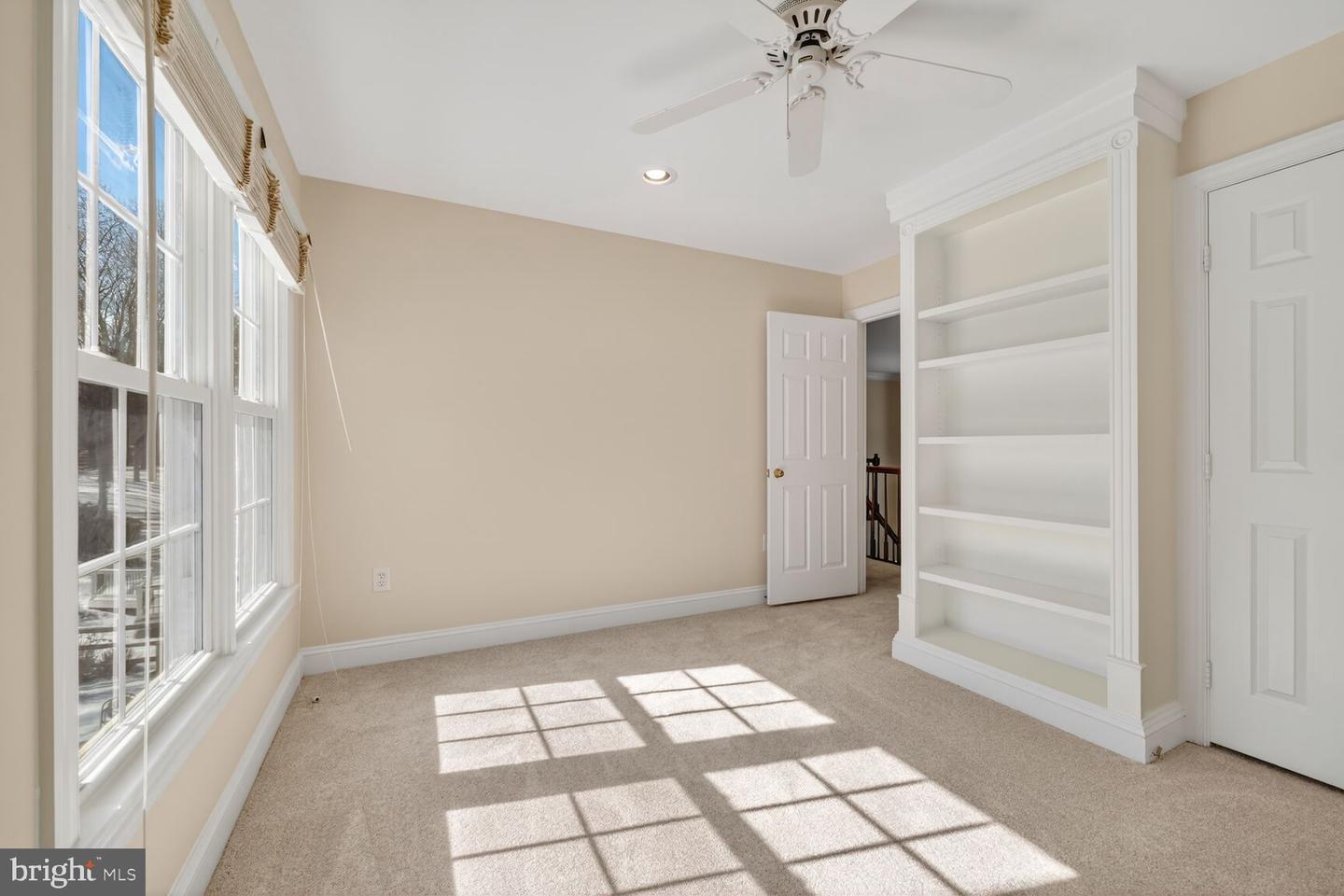 11192 LONGWOOD GROVE DR, RESTON, Virginia 20194, 4 Bedrooms Bedrooms, ,4 BathroomsBathrooms,Residential,For sale,11192 LONGWOOD GROVE DR,VAFX2286450 MLS # VAFX2286450