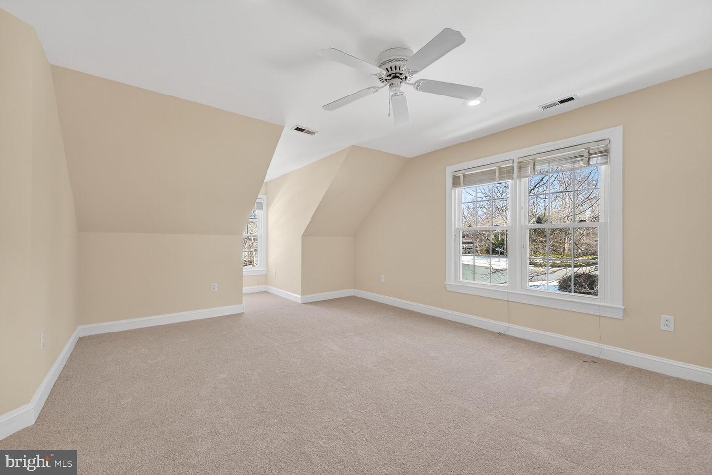 11192 LONGWOOD GROVE DR, RESTON, Virginia 20194, 4 Bedrooms Bedrooms, ,4 BathroomsBathrooms,Residential,For sale,11192 LONGWOOD GROVE DR,VAFX2286450 MLS # VAFX2286450