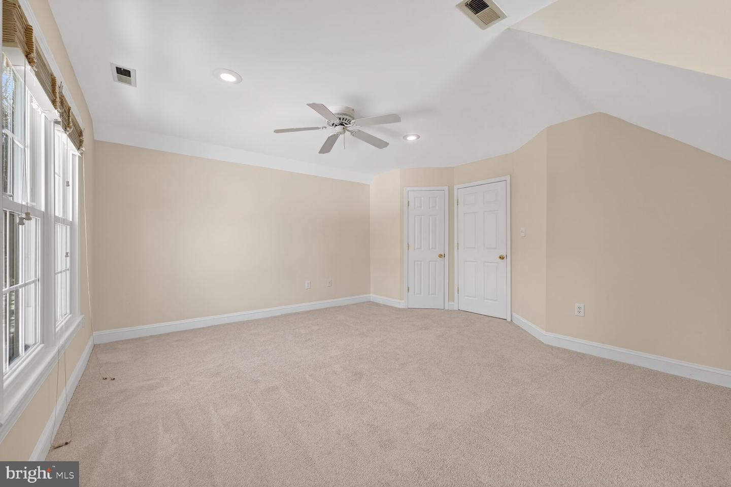 11192 LONGWOOD GROVE DR, RESTON, Virginia 20194, 4 Bedrooms Bedrooms, ,4 BathroomsBathrooms,Residential,For sale,11192 LONGWOOD GROVE DR,VAFX2286450 MLS # VAFX2286450