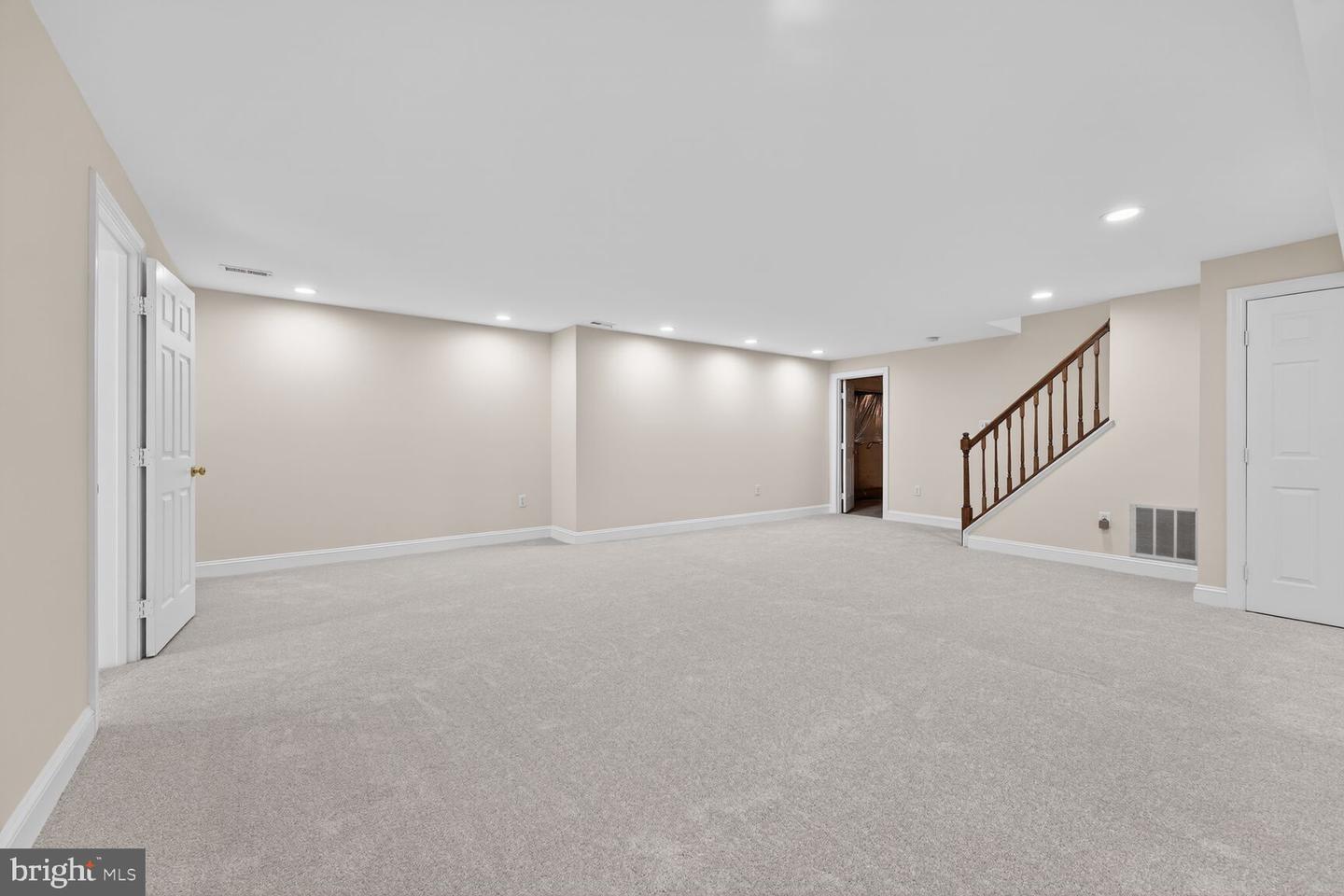 11192 LONGWOOD GROVE DR, RESTON, Virginia 20194, 4 Bedrooms Bedrooms, ,4 BathroomsBathrooms,Residential,For sale,11192 LONGWOOD GROVE DR,VAFX2286450 MLS # VAFX2286450