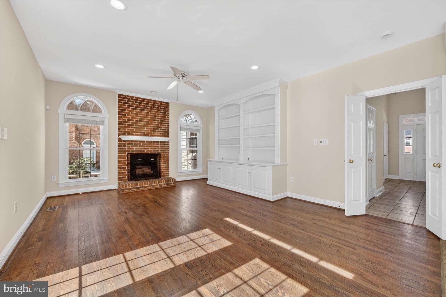 11192 LONGWOOD GROVE DR, RESTON, Virginia 20194, 4 Bedrooms Bedrooms, ,4 BathroomsBathrooms,Residential,For sale,11192 LONGWOOD GROVE DR,VAFX2286450 MLS # VAFX2286450