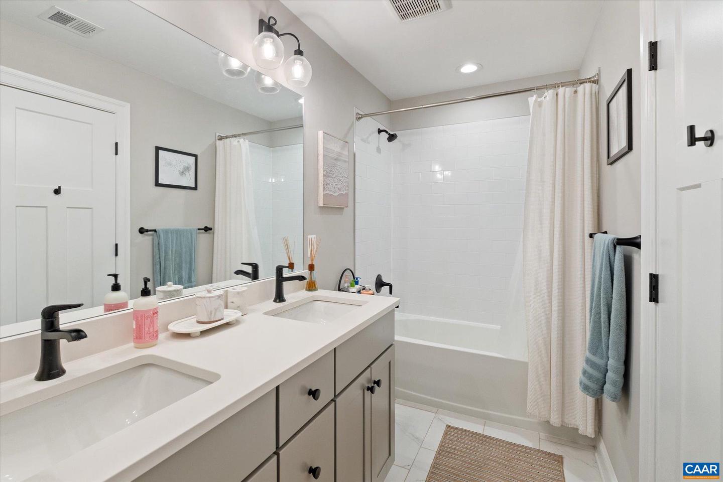 540 BELLUNO LN, CHARLOTTESVILLE, Virginia 22911, 4 Bedrooms Bedrooms, ,3 BathroomsBathrooms,Residential,For sale,540 BELLUNO LN,672625 MLS # 672625