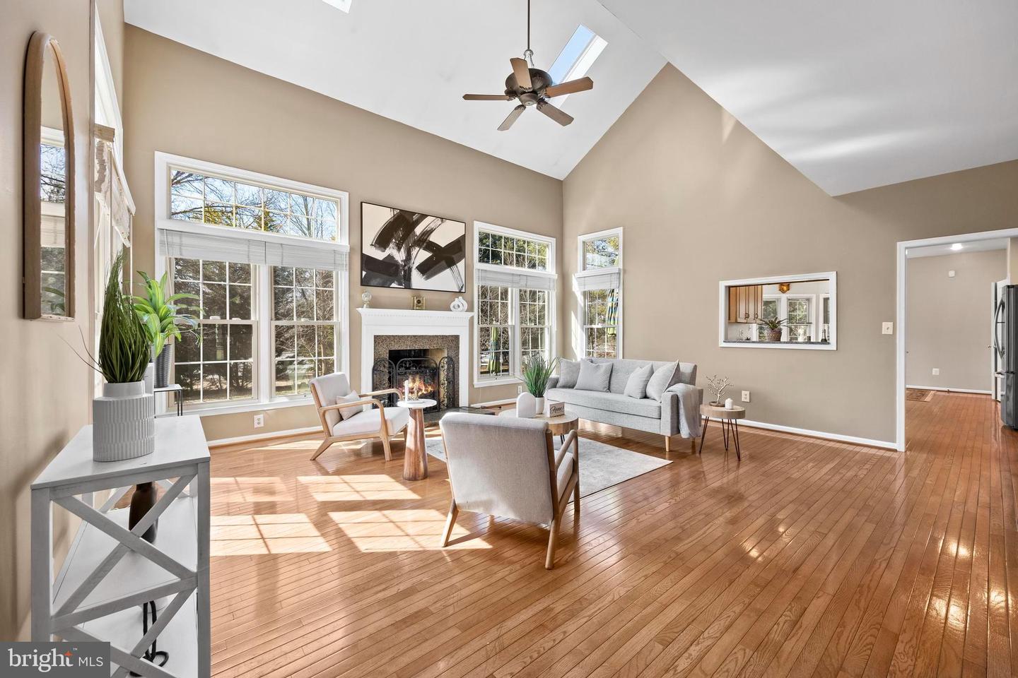 47315 VISTA CT, STERLING, Virginia 20165, 4 Bedrooms Bedrooms, ,3 BathroomsBathrooms,Residential,For sale,47315 VISTA CT,VALO2114292 MLS # VALO2114292