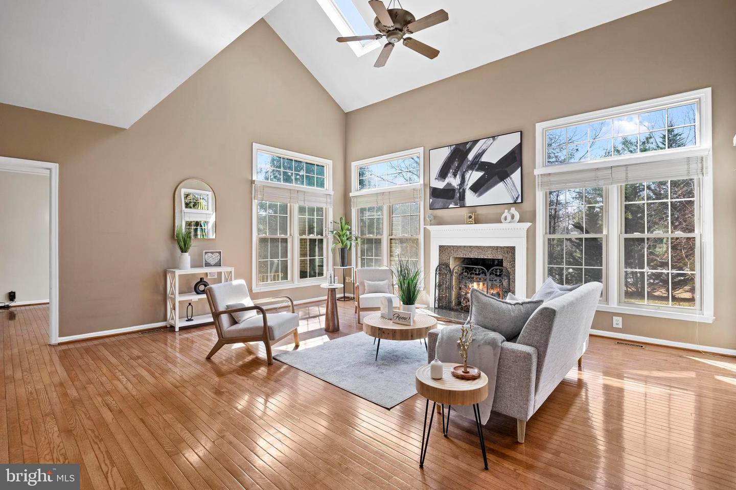 47315 VISTA CT, STERLING, Virginia 20165, 4 Bedrooms Bedrooms, ,3 BathroomsBathrooms,Residential,For sale,47315 VISTA CT,VALO2114292 MLS # VALO2114292