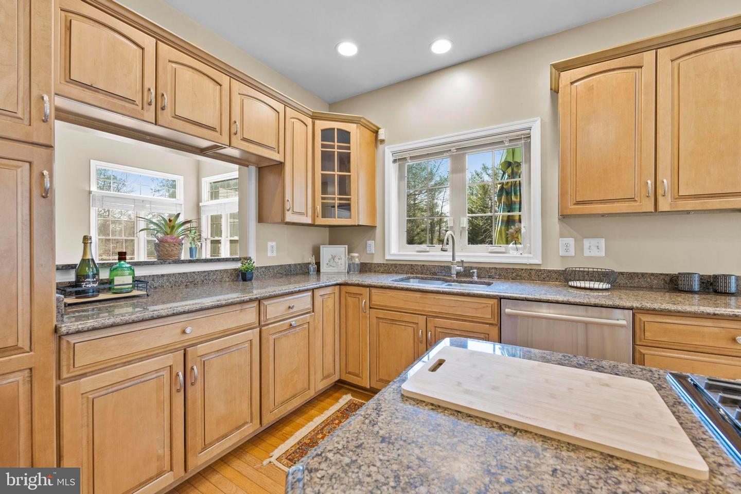 47315 VISTA CT, STERLING, Virginia 20165, 4 Bedrooms Bedrooms, ,3 BathroomsBathrooms,Residential,For sale,47315 VISTA CT,VALO2114292 MLS # VALO2114292