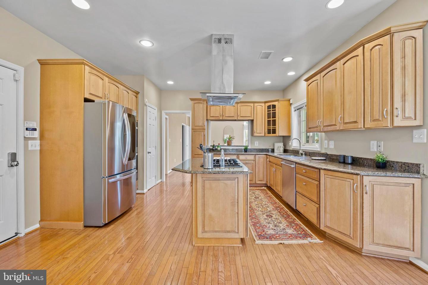 47315 VISTA CT, STERLING, Virginia 20165, 4 Bedrooms Bedrooms, ,3 BathroomsBathrooms,Residential,For sale,47315 VISTA CT,VALO2114292 MLS # VALO2114292