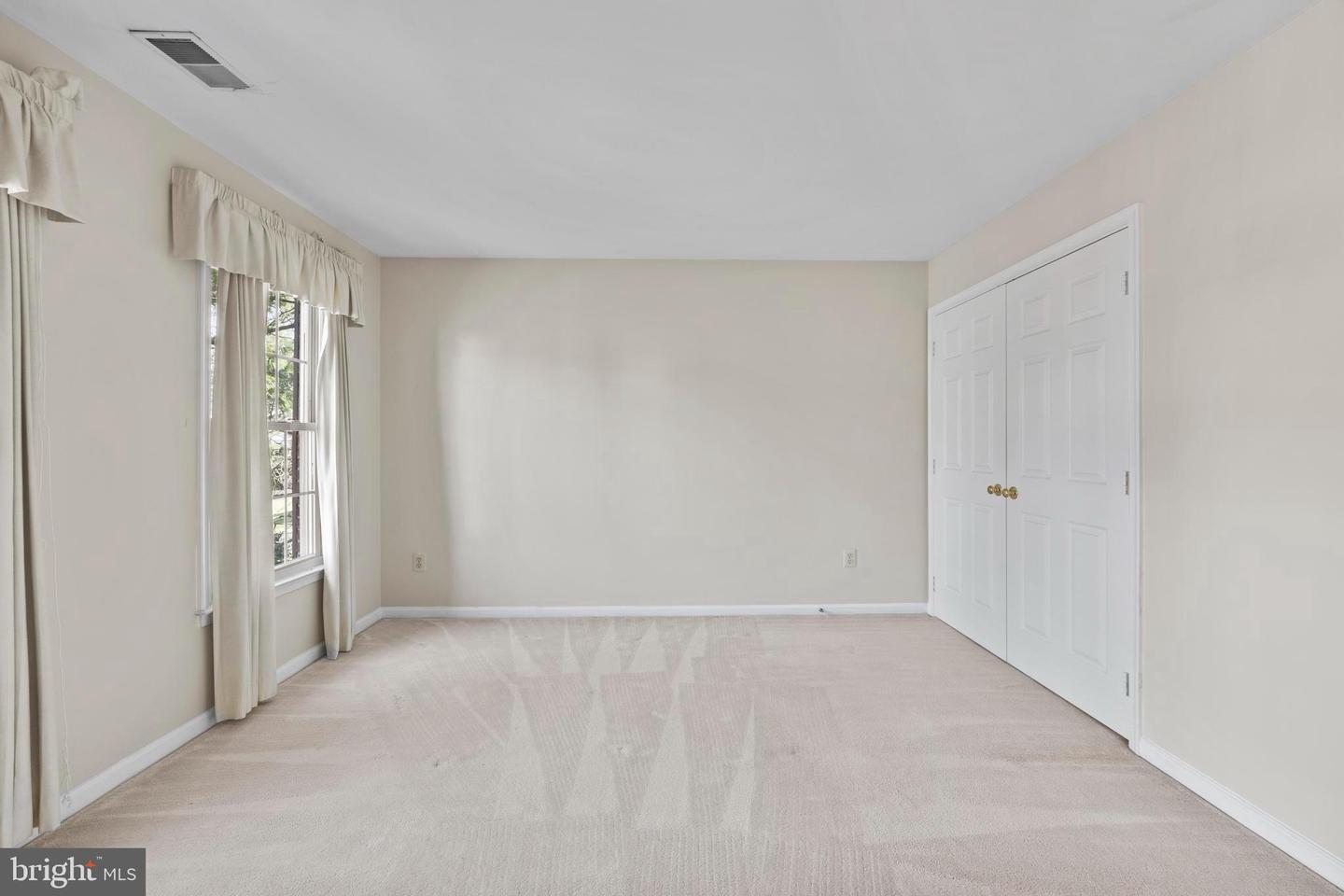 47315 VISTA CT, STERLING, Virginia 20165, 4 Bedrooms Bedrooms, ,3 BathroomsBathrooms,Residential,For sale,47315 VISTA CT,VALO2114292 MLS # VALO2114292