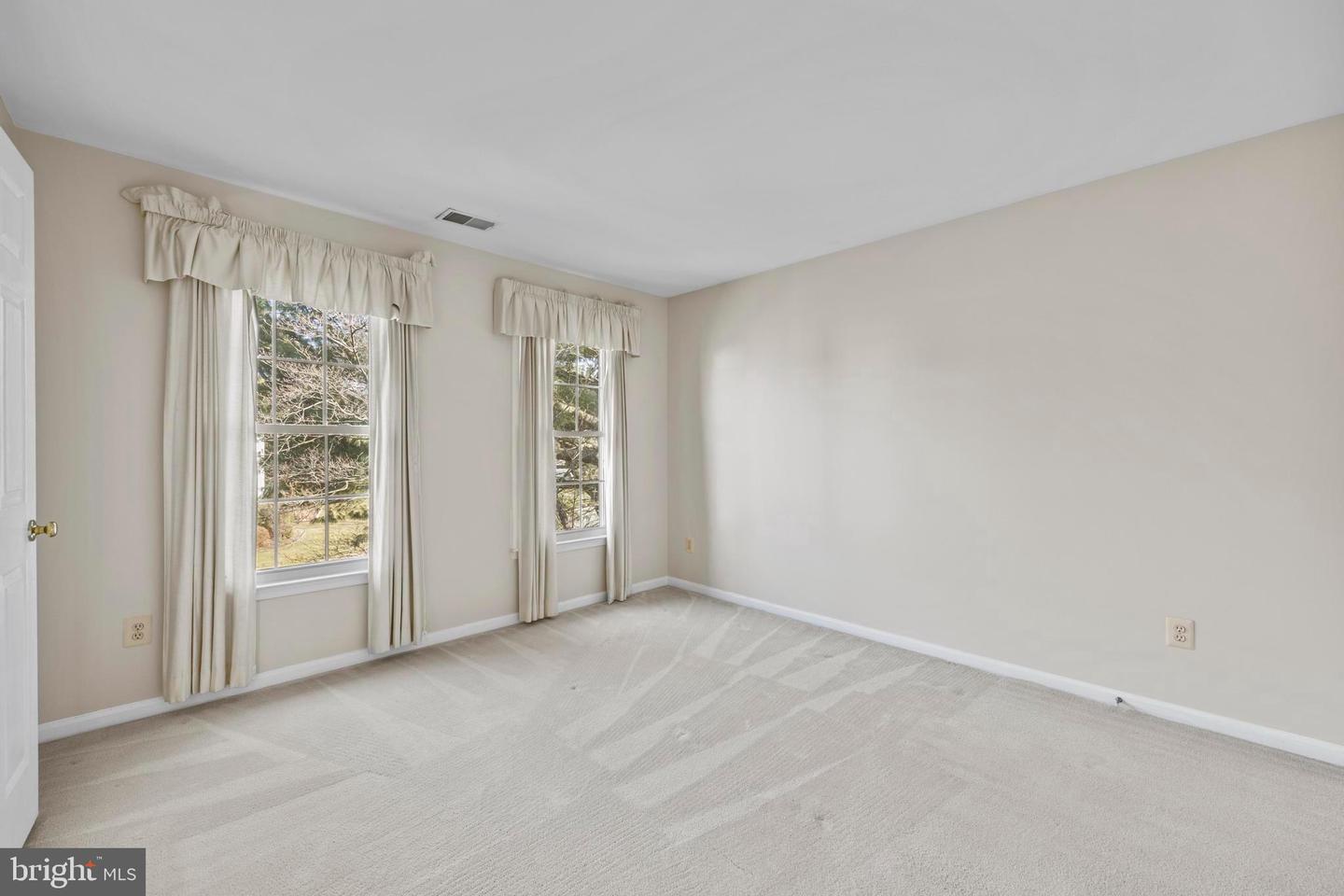 47315 VISTA CT, STERLING, Virginia 20165, 4 Bedrooms Bedrooms, ,3 BathroomsBathrooms,Residential,For sale,47315 VISTA CT,VALO2114292 MLS # VALO2114292