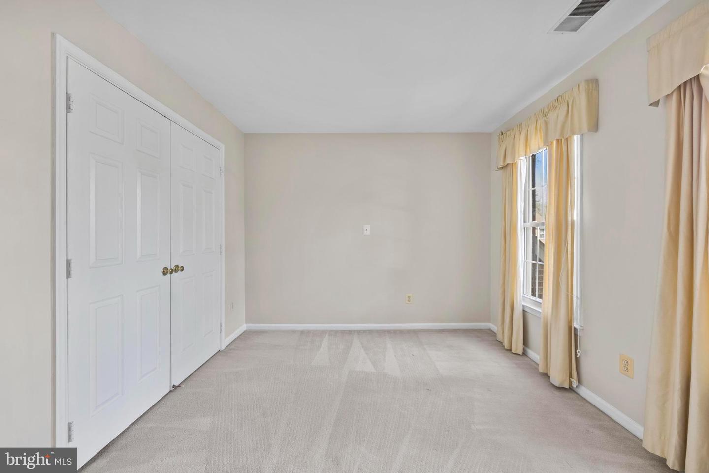 47315 VISTA CT, STERLING, Virginia 20165, 4 Bedrooms Bedrooms, ,3 BathroomsBathrooms,Residential,For sale,47315 VISTA CT,VALO2114292 MLS # VALO2114292