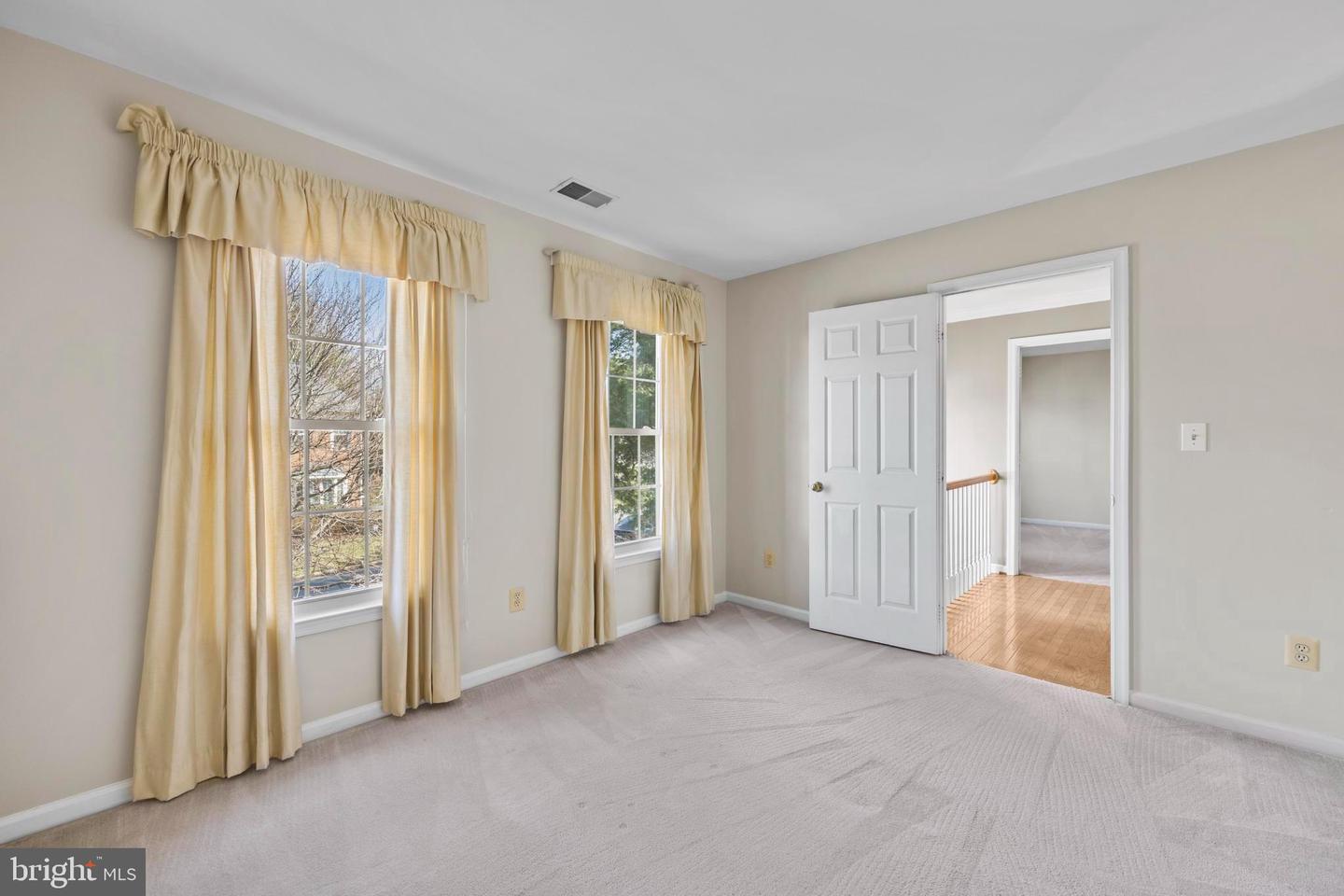 47315 VISTA CT, STERLING, Virginia 20165, 4 Bedrooms Bedrooms, ,3 BathroomsBathrooms,Residential,For sale,47315 VISTA CT,VALO2114292 MLS # VALO2114292