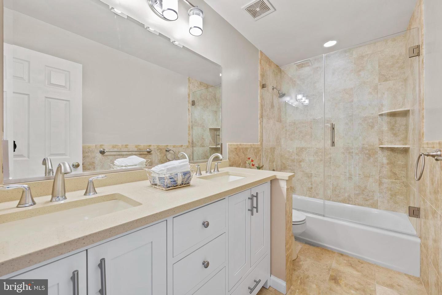 47315 VISTA CT, STERLING, Virginia 20165, 4 Bedrooms Bedrooms, ,3 BathroomsBathrooms,Residential,For sale,47315 VISTA CT,VALO2114292 MLS # VALO2114292