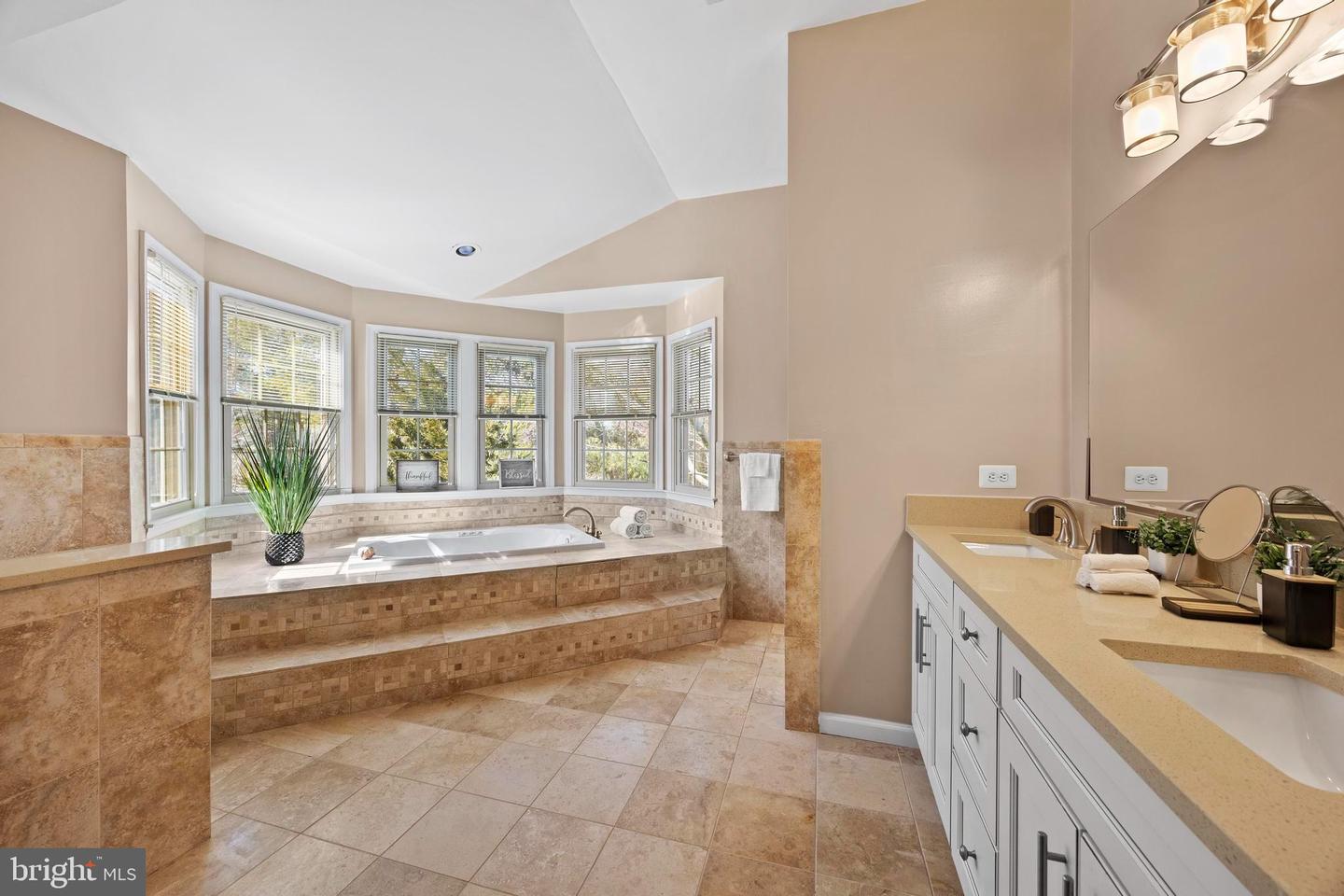 47315 VISTA CT, STERLING, Virginia 20165, 4 Bedrooms Bedrooms, ,3 BathroomsBathrooms,Residential,For sale,47315 VISTA CT,VALO2114292 MLS # VALO2114292