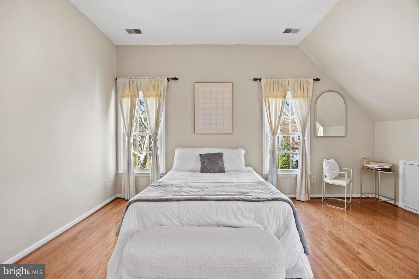 47315 VISTA CT, STERLING, Virginia 20165, 4 Bedrooms Bedrooms, ,3 BathroomsBathrooms,Residential,For sale,47315 VISTA CT,VALO2114292 MLS # VALO2114292