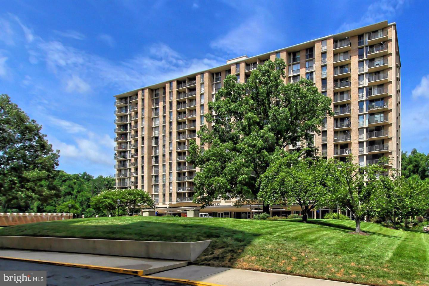 4600 S FOUR MILE RUN DR #629, ARLINGTON, Virginia 22204, ,1 BathroomBathrooms,Residential,For sale,4600 S FOUR MILE RUN DR #629,VAAR2068176 MLS # VAAR2068176