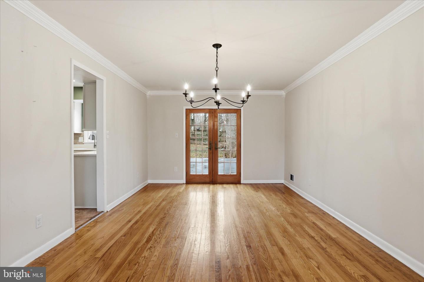 4901 RED FOX DR, ANNANDALE, Virginia 22003, 4 Bedrooms Bedrooms, 12 Rooms Rooms,Residential,For sale,4901 RED FOX DR,VAFX2288352 MLS # VAFX2288352