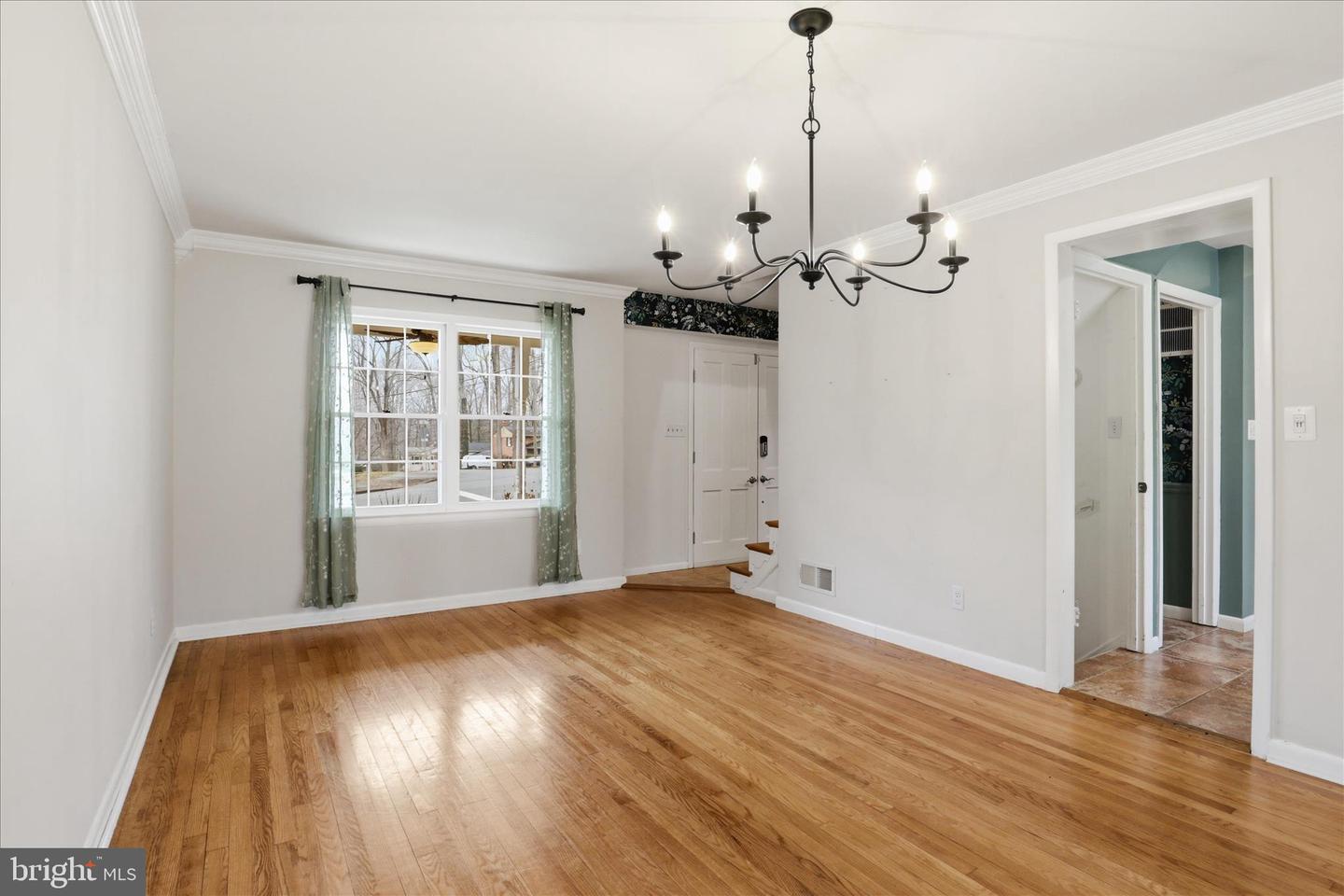 4901 RED FOX DR, ANNANDALE, Virginia 22003, 4 Bedrooms Bedrooms, 12 Rooms Rooms,Residential,For sale,4901 RED FOX DR,VAFX2288352 MLS # VAFX2288352