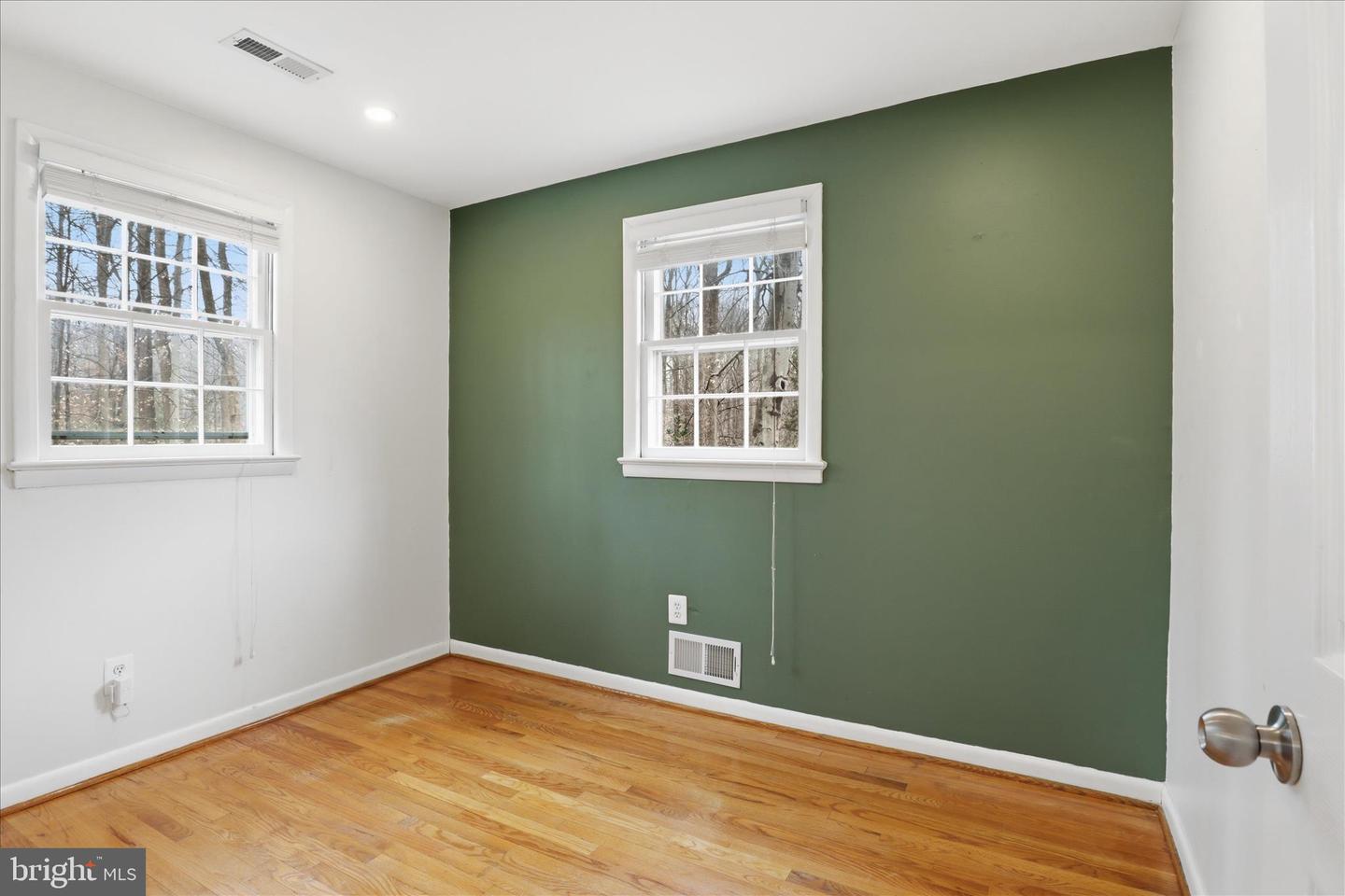 4901 RED FOX DR, ANNANDALE, Virginia 22003, 4 Bedrooms Bedrooms, 12 Rooms Rooms,Residential,For sale,4901 RED FOX DR,VAFX2288352 MLS # VAFX2288352