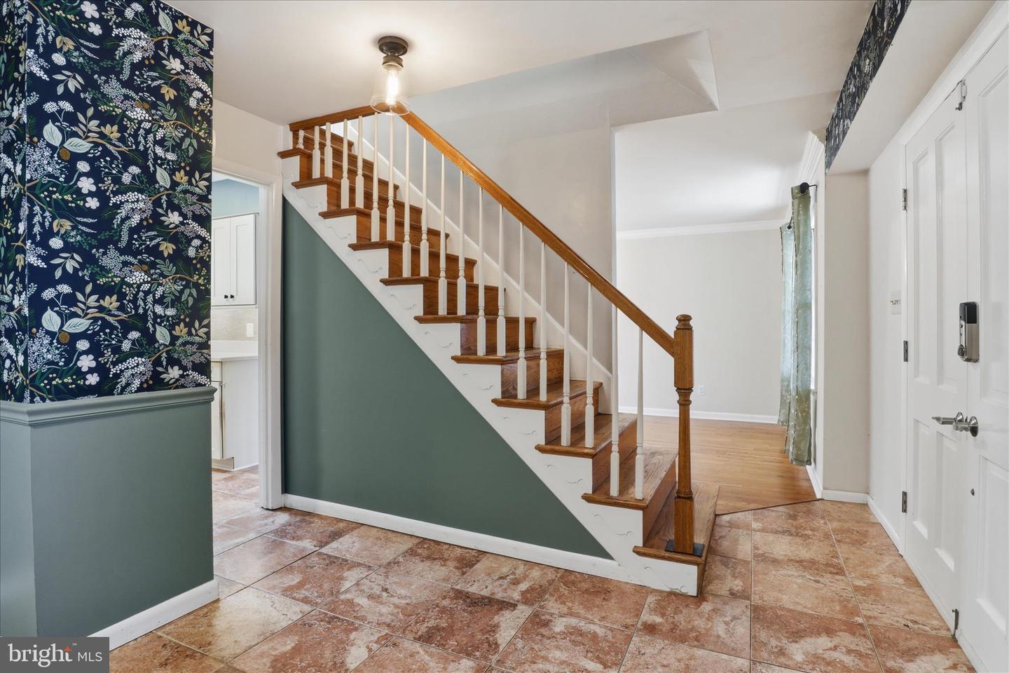 4901 RED FOX DR, ANNANDALE, Virginia 22003, 4 Bedrooms Bedrooms, 12 Rooms Rooms,Residential,For sale,4901 RED FOX DR,VAFX2288352 MLS # VAFX2288352