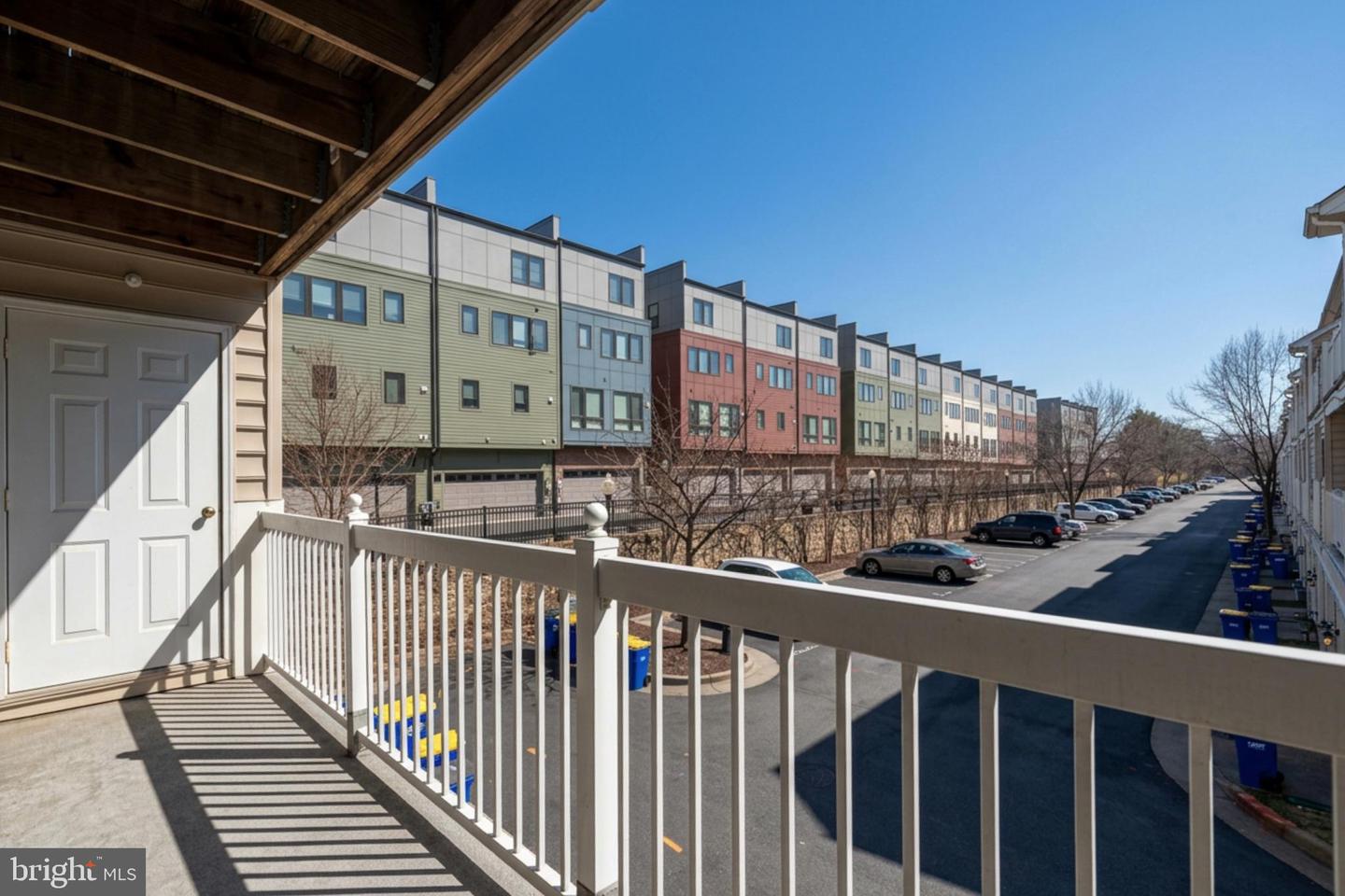 527 CAMERON STATION BLVD, ALEXANDRIA, Virginia 22304, 2 Bedrooms Bedrooms, ,2 BathroomsBathrooms,Residential,For sale,527 CAMERON STATION BLVD,VAAX2053826 MLS # VAAX2053826