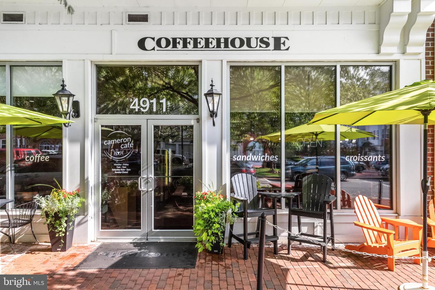 527 CAMERON STATION BLVD, ALEXANDRIA, Virginia 22304, 2 Bedrooms Bedrooms, ,2 BathroomsBathrooms,Residential,For sale,527 CAMERON STATION BLVD,VAAX2053826 MLS # VAAX2053826