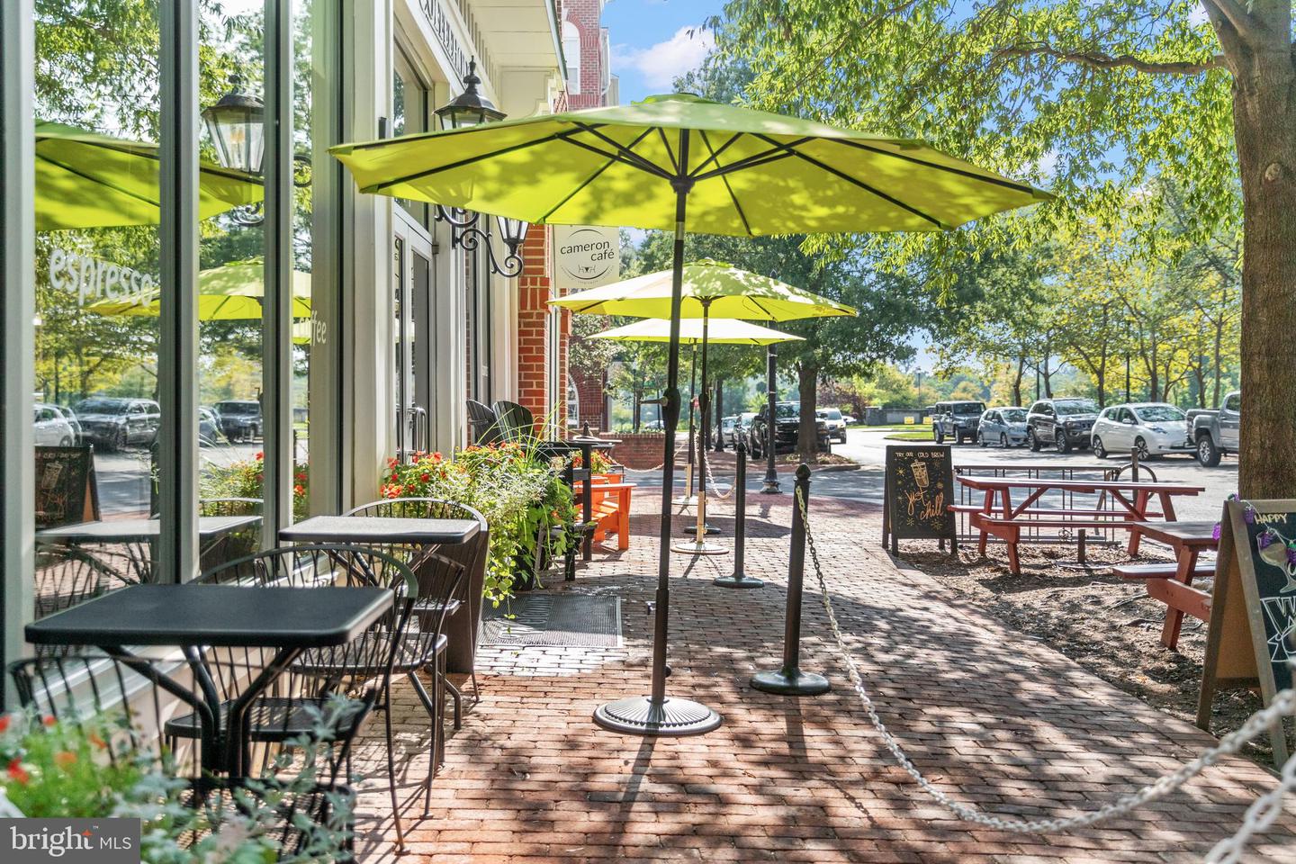 527 CAMERON STATION BLVD, ALEXANDRIA, Virginia 22304, 2 Bedrooms Bedrooms, ,2 BathroomsBathrooms,Residential,For sale,527 CAMERON STATION BLVD,VAAX2053826 MLS # VAAX2053826