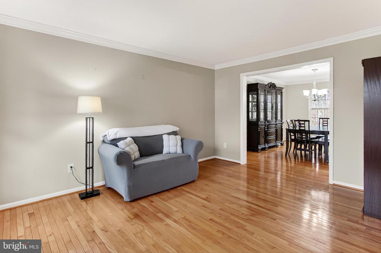 10501 WINGED ELM CIR, MANASSAS, Virginia 20110, 4 Bedrooms Bedrooms, ,2 BathroomsBathrooms,Residential,For sale,10501 WINGED ELM CIR,VAPW2111950 MLS # VAPW2111950