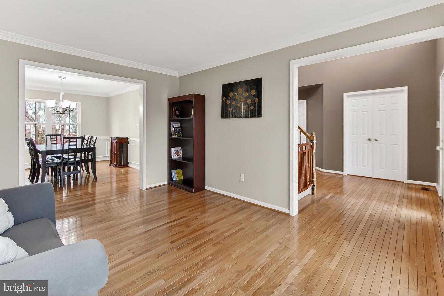 10501 WINGED ELM CIR, MANASSAS, Virginia 20110, 4 Bedrooms Bedrooms, ,2 BathroomsBathrooms,Residential,For sale,10501 WINGED ELM CIR,VAPW2111950 MLS # VAPW2111950