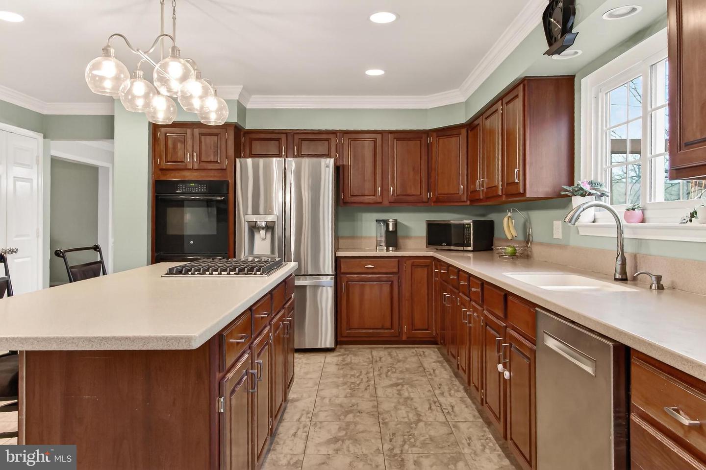 10501 WINGED ELM CIR, MANASSAS, Virginia 20110, 4 Bedrooms Bedrooms, ,2 BathroomsBathrooms,Residential,For sale,10501 WINGED ELM CIR,VAPW2111950 MLS # VAPW2111950