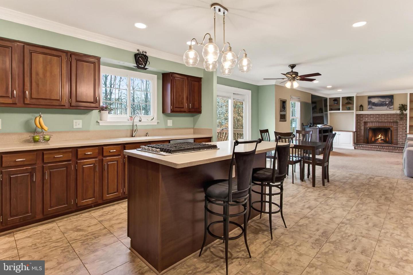 10501 WINGED ELM CIR, MANASSAS, Virginia 20110, 4 Bedrooms Bedrooms, ,2 BathroomsBathrooms,Residential,For sale,10501 WINGED ELM CIR,VAPW2111950 MLS # VAPW2111950