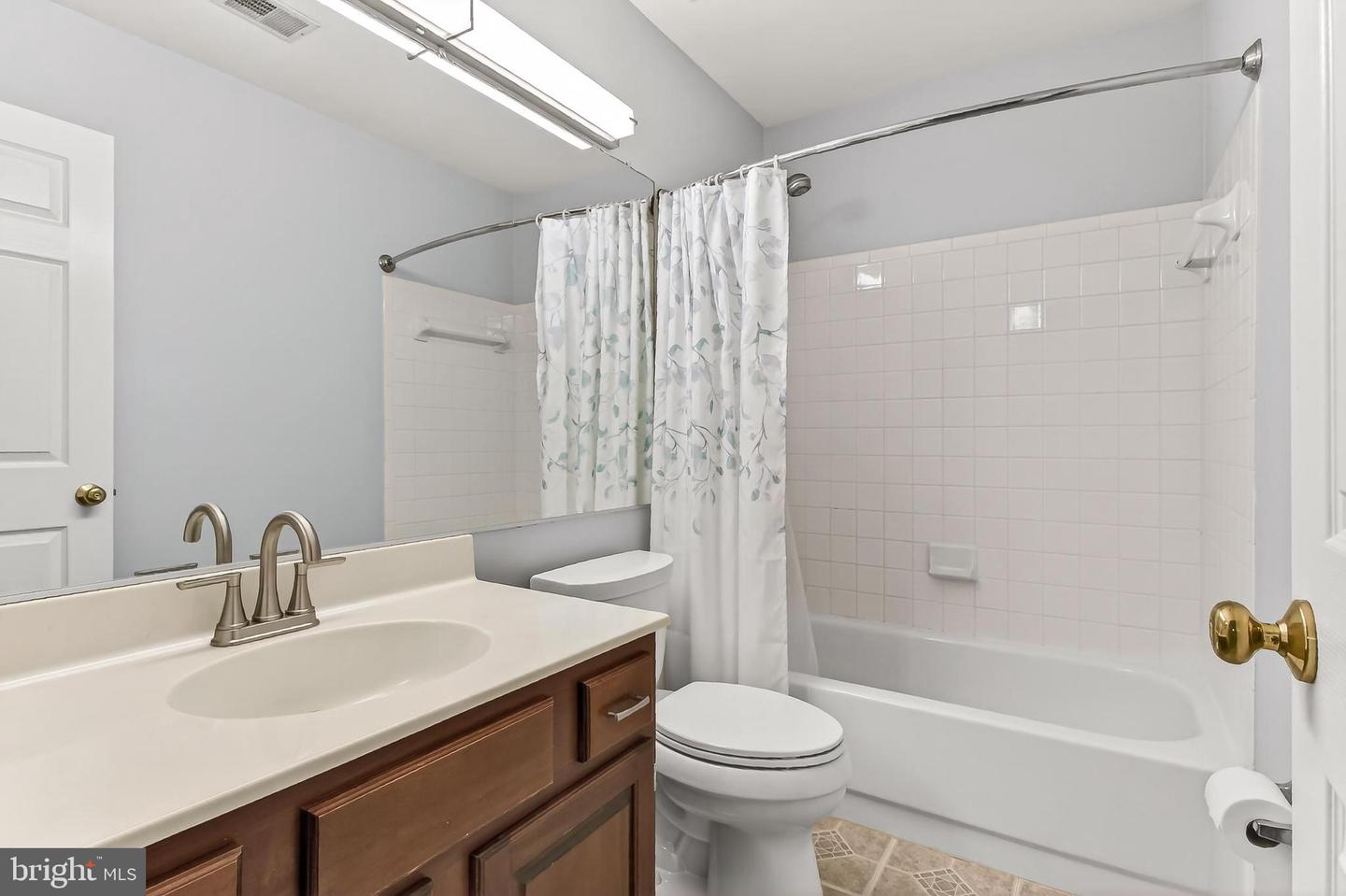 10501 WINGED ELM CIR, MANASSAS, Virginia 20110, 4 Bedrooms Bedrooms, ,2 BathroomsBathrooms,Residential,For sale,10501 WINGED ELM CIR,VAPW2111950 MLS # VAPW2111950