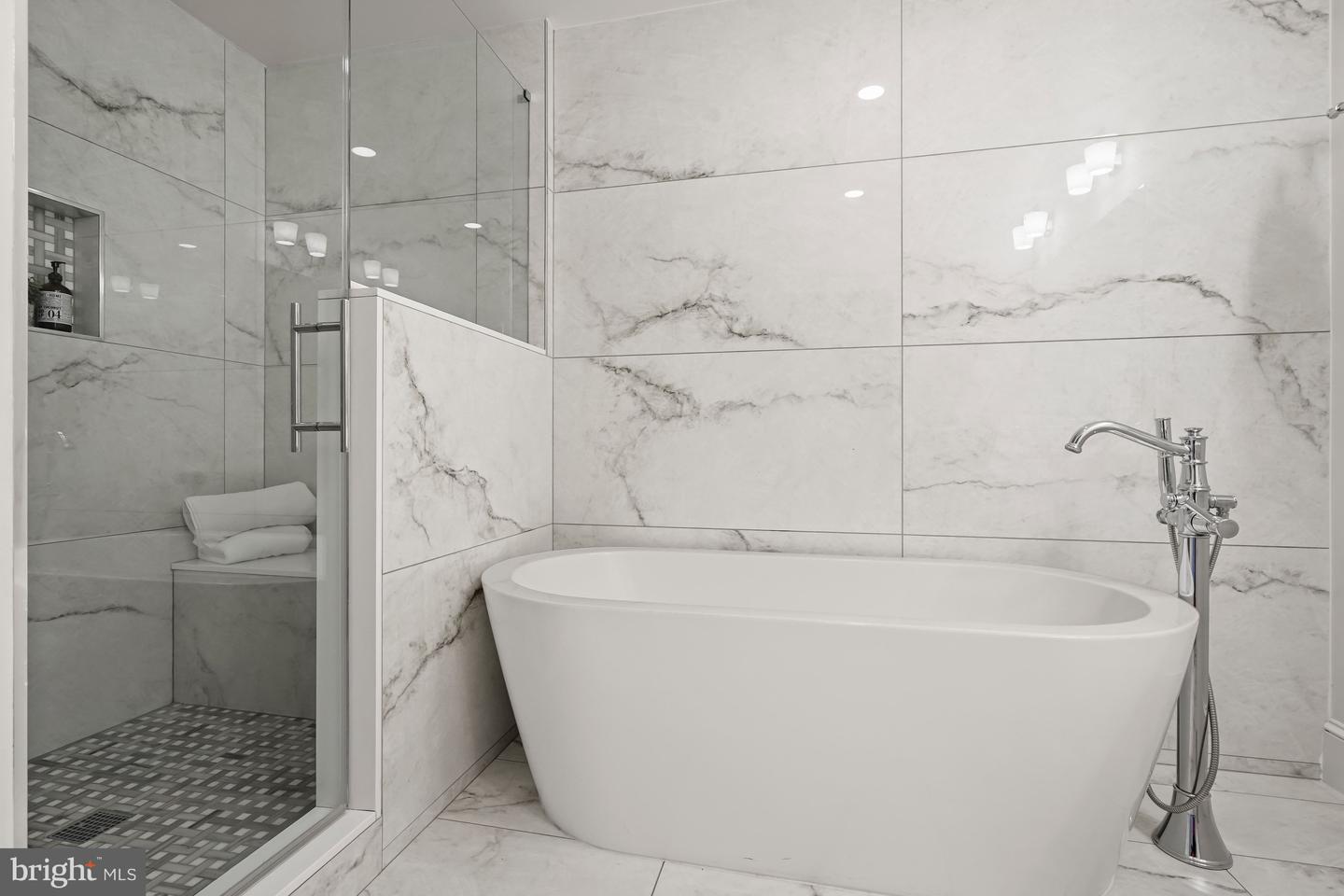 3719 R ST NW, WASHINGTON, District Of Columbia 20007, 4 Bedrooms Bedrooms, ,4 BathroomsBathrooms,Residential,For sale,3719 R ST NW,DCDC2245168 MLS # DCDC2245168