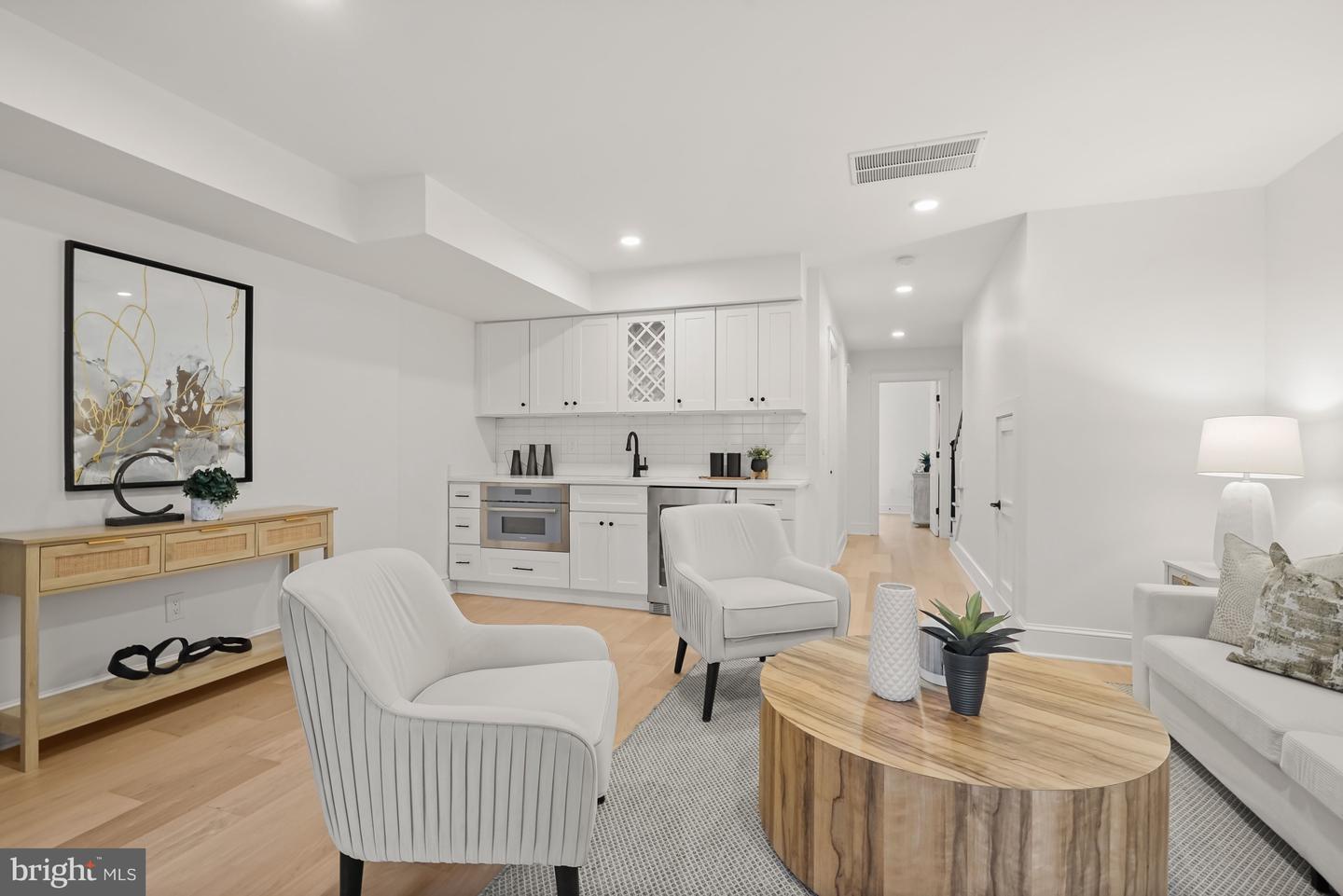 3719 R ST NW, WASHINGTON, District Of Columbia 20007, 4 Bedrooms Bedrooms, ,4 BathroomsBathrooms,Residential,For sale,3719 R ST NW,DCDC2245168 MLS # DCDC2245168