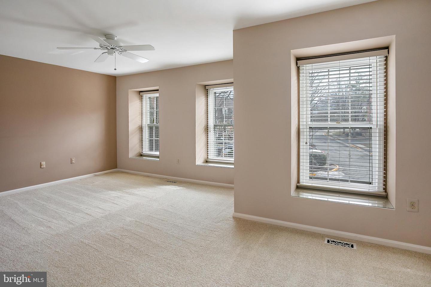 7205 GENTIAN CT, SPRINGFIELD, Virginia 22152, 3 Bedrooms Bedrooms, ,2 BathroomsBathrooms,Residential,For sale,7205 GENTIAN CT,VAFX2289794 MLS # VAFX2289794