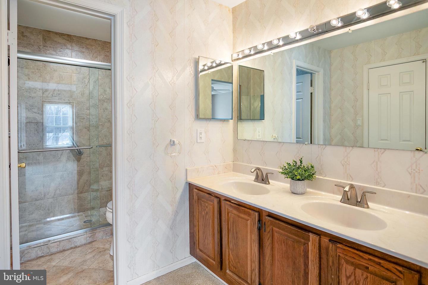 7205 GENTIAN CT, SPRINGFIELD, Virginia 22152, 3 Bedrooms Bedrooms, ,2 BathroomsBathrooms,Residential,For sale,7205 GENTIAN CT,VAFX2289794 MLS # VAFX2289794